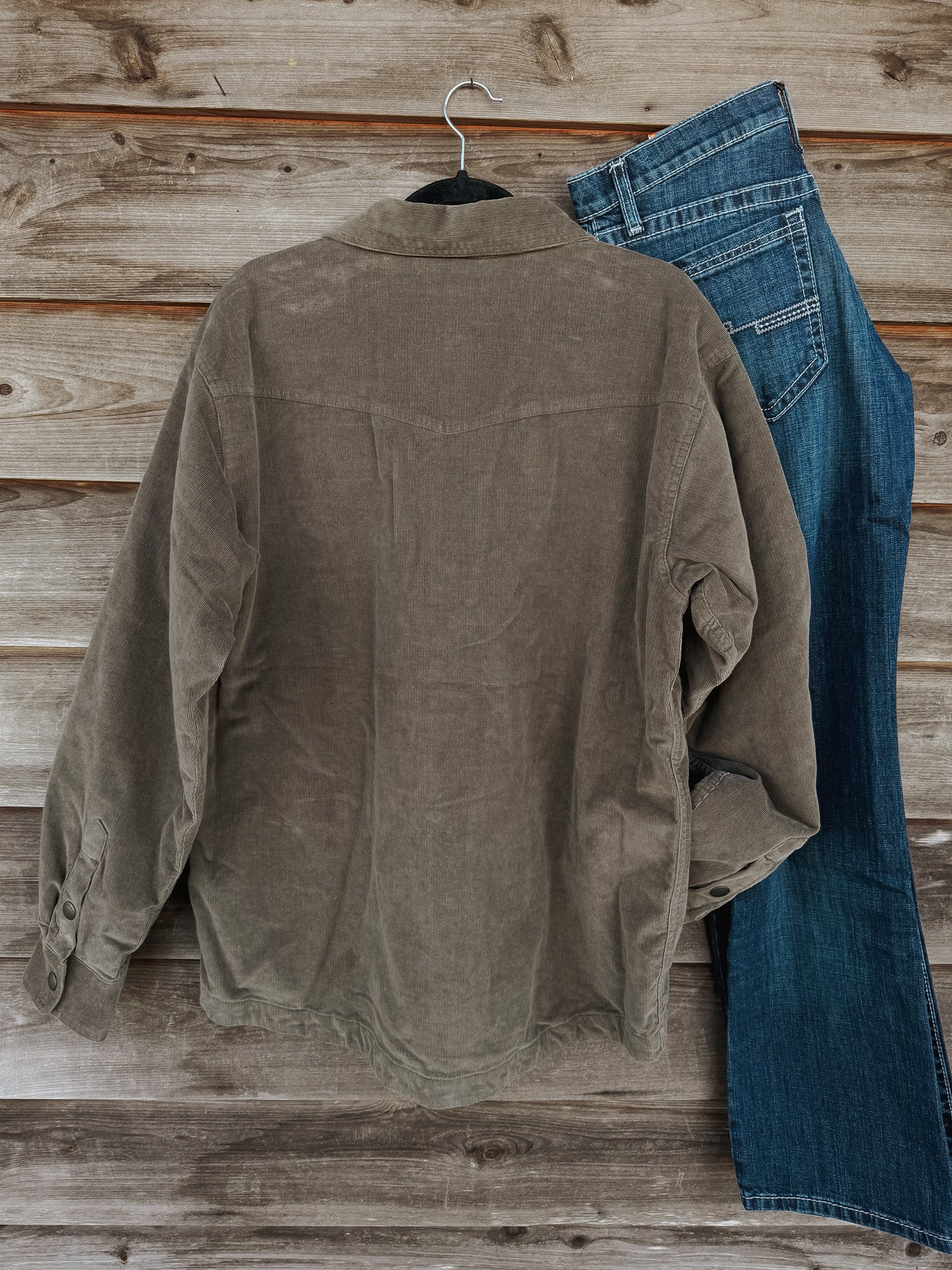 Ariat Men's Retro Corduroy Jacket in Dark Green