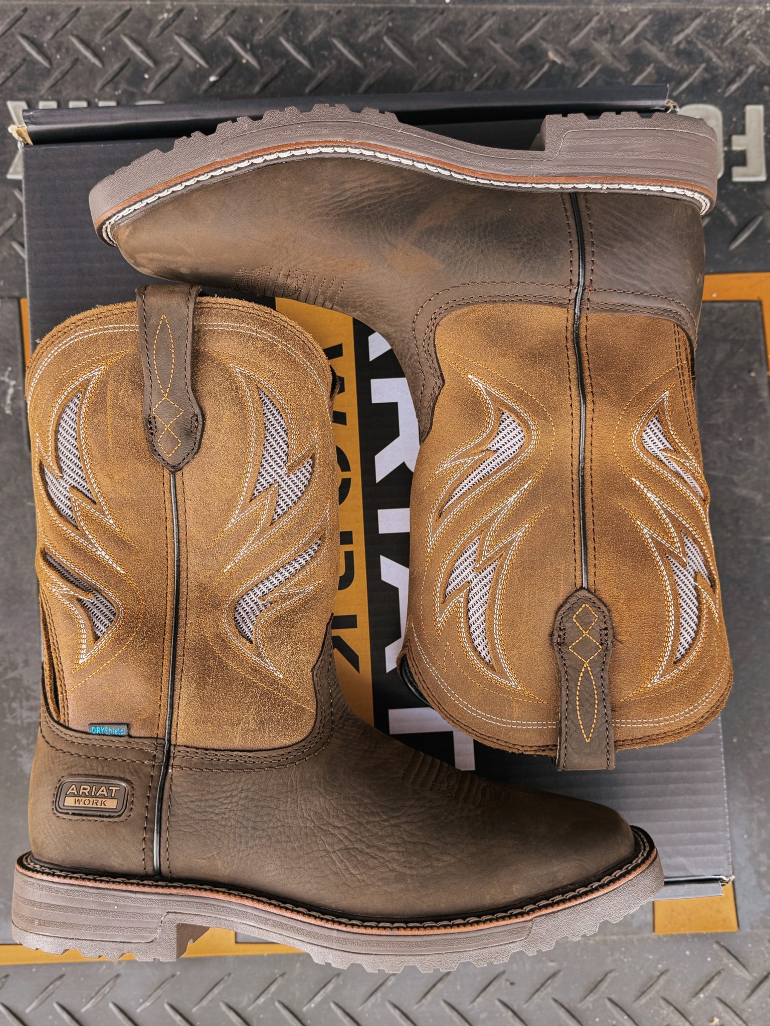 Men's Ariat Activator VentTEK Waterproof Square Toe Work Boots