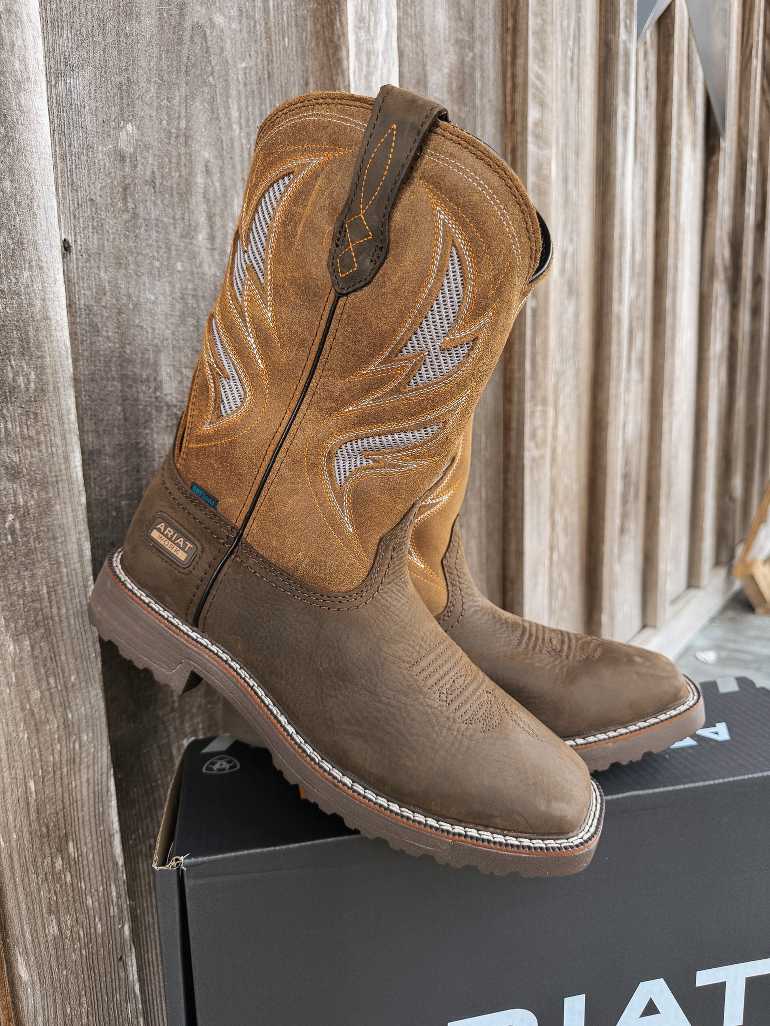 Men's Ariat Activator VentTEK Waterproof Square Toe Work Boots