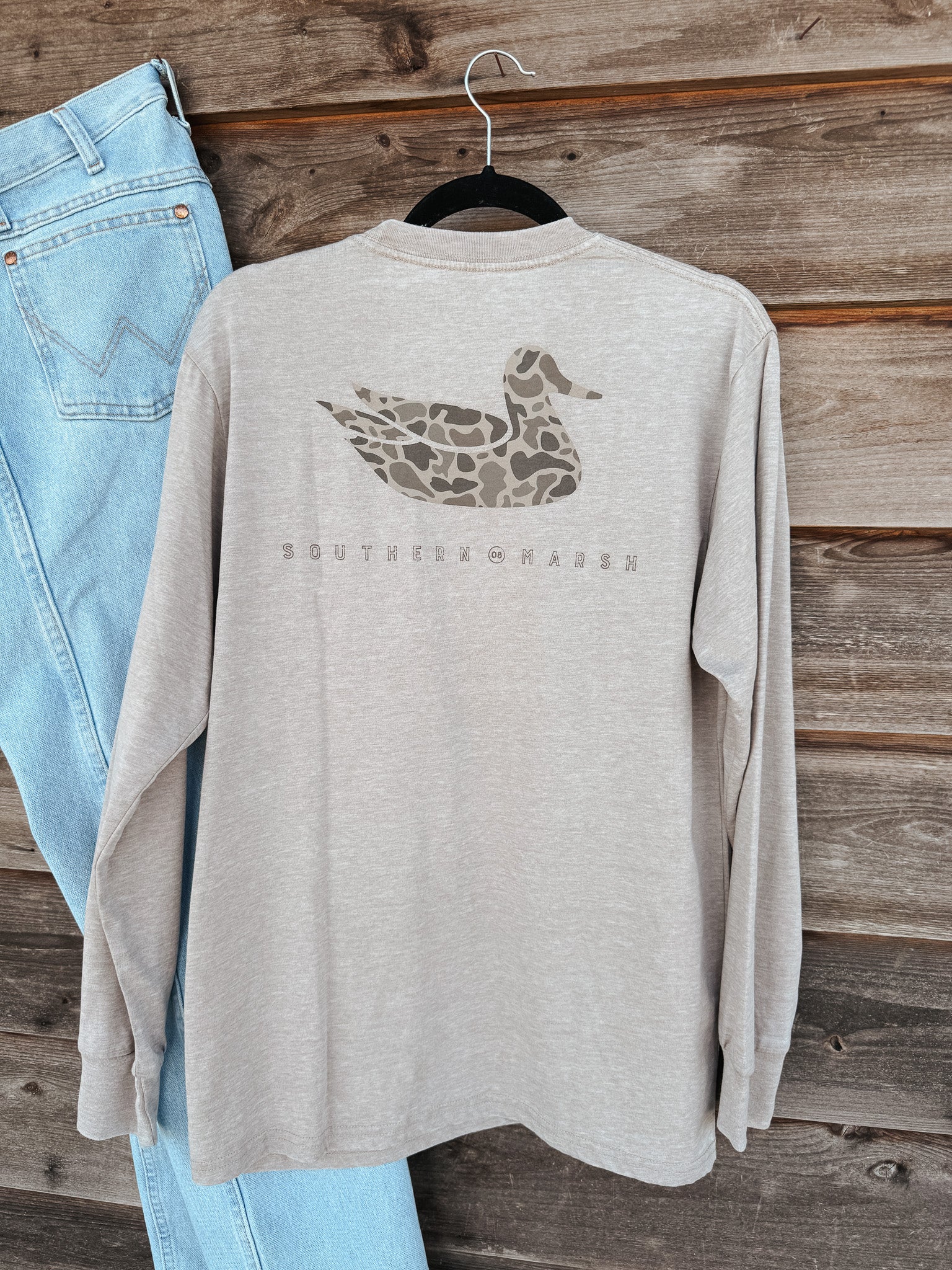 Southern Marsh Seawash™ Retro Duck Originals Long Sleeve T-Shirt in Taupe