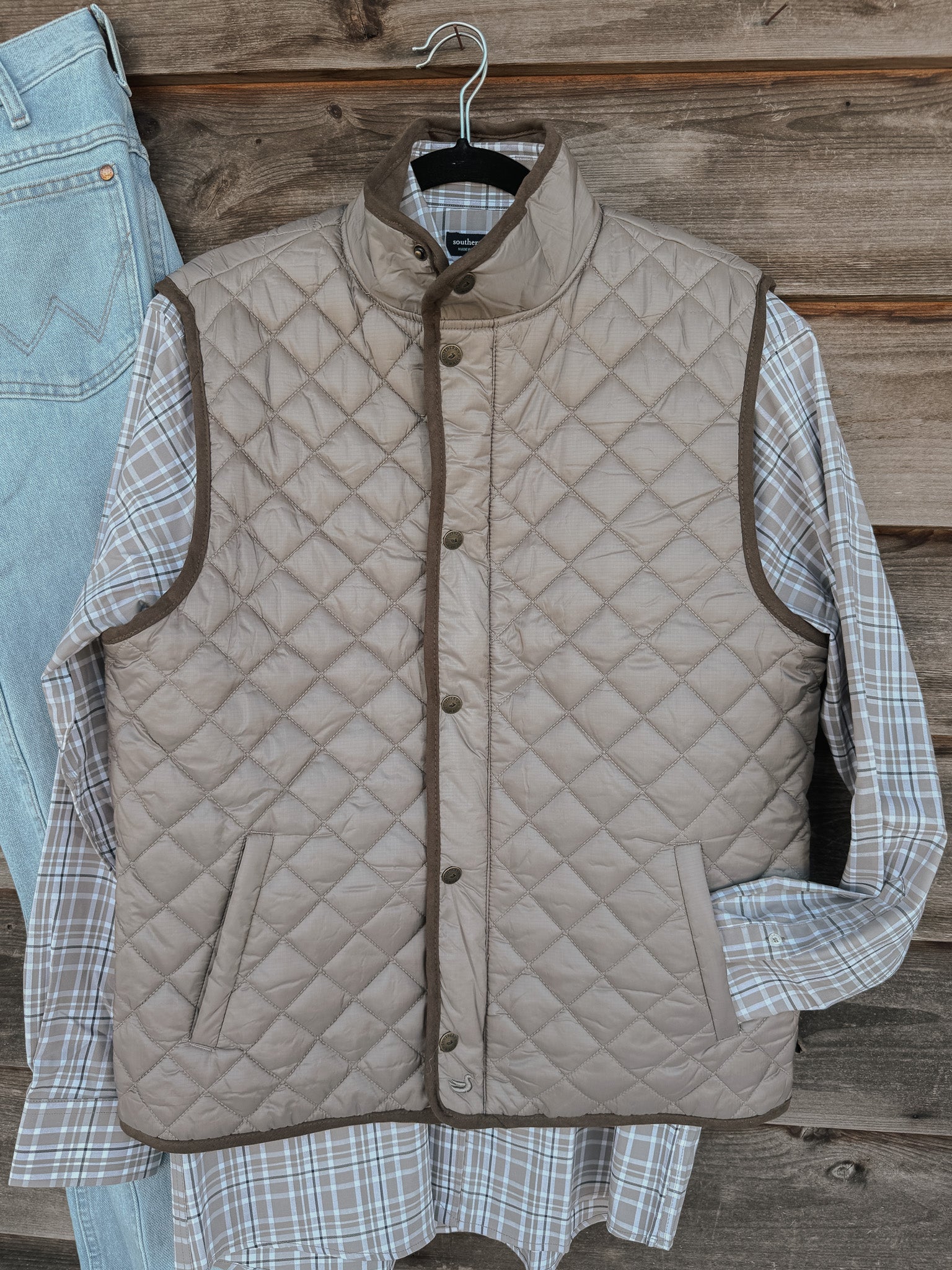 Men' Southern Marsh Huntington Quilted Vest in Burnt Taupe