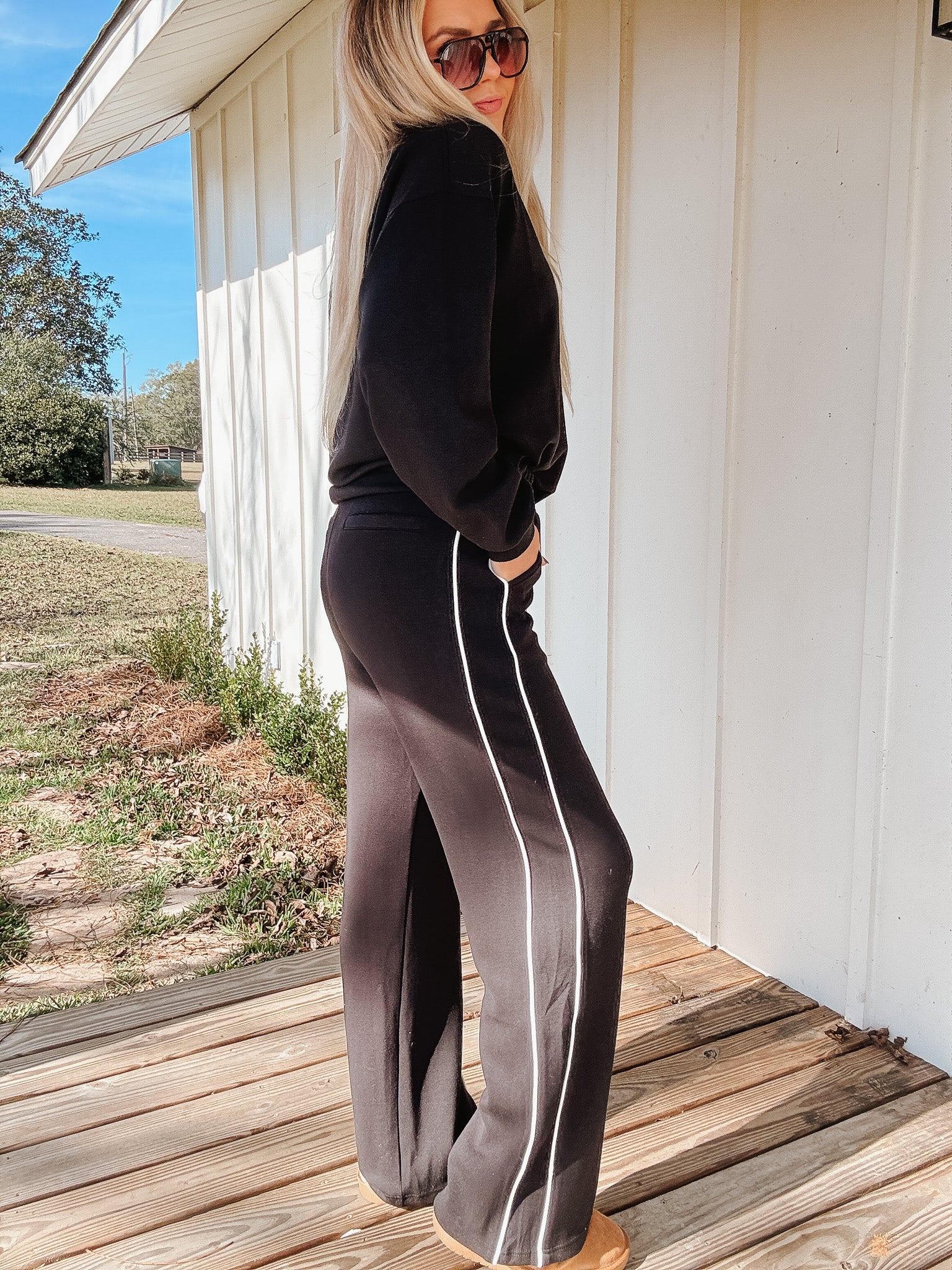 Elite Feeling Black Pants