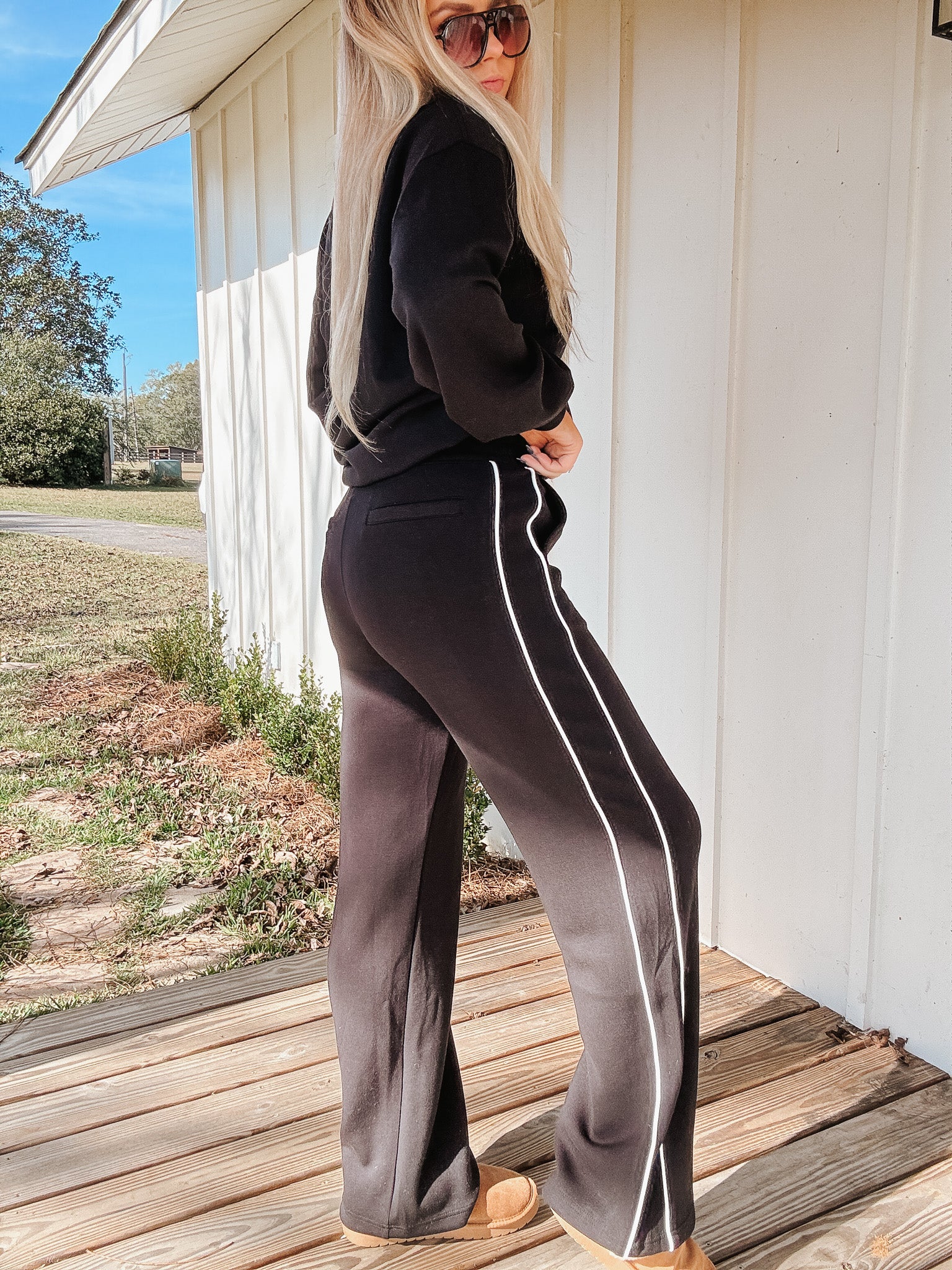 Elite Feeling Black Pants