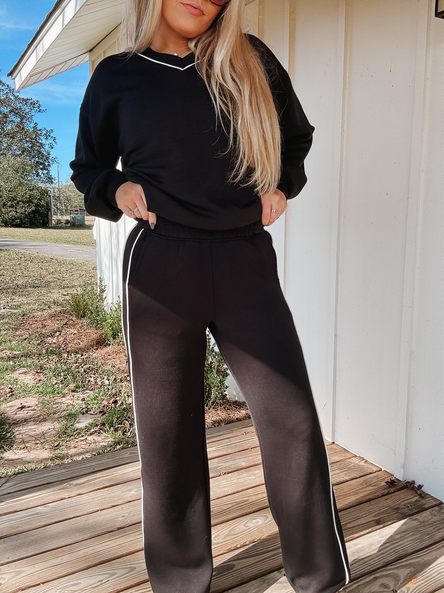 Elite Feeling Black Pants