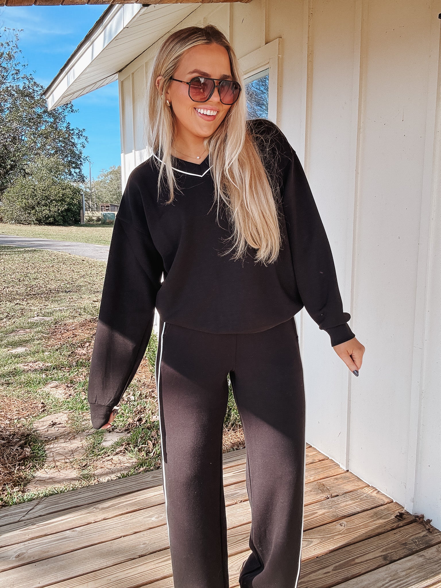 Elite Feeling Black Pants