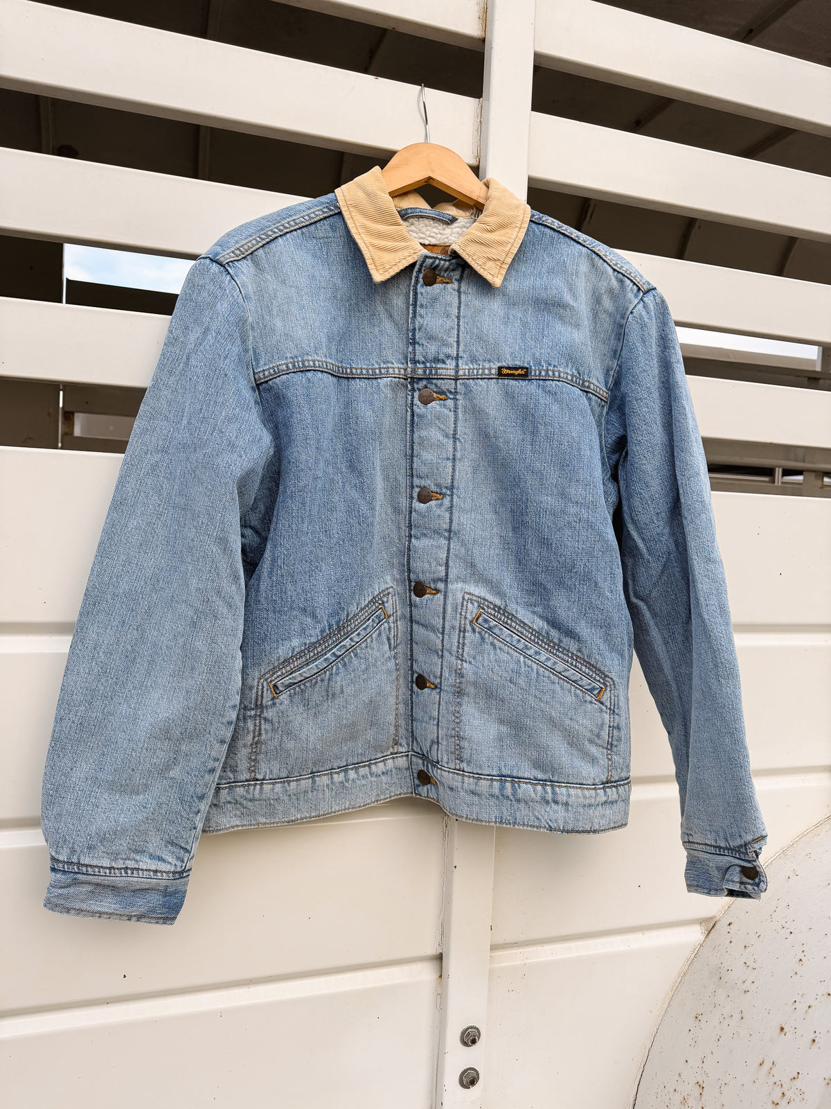 Wrangler | Men's Light Wash Sherpa Lined Denim Jacket