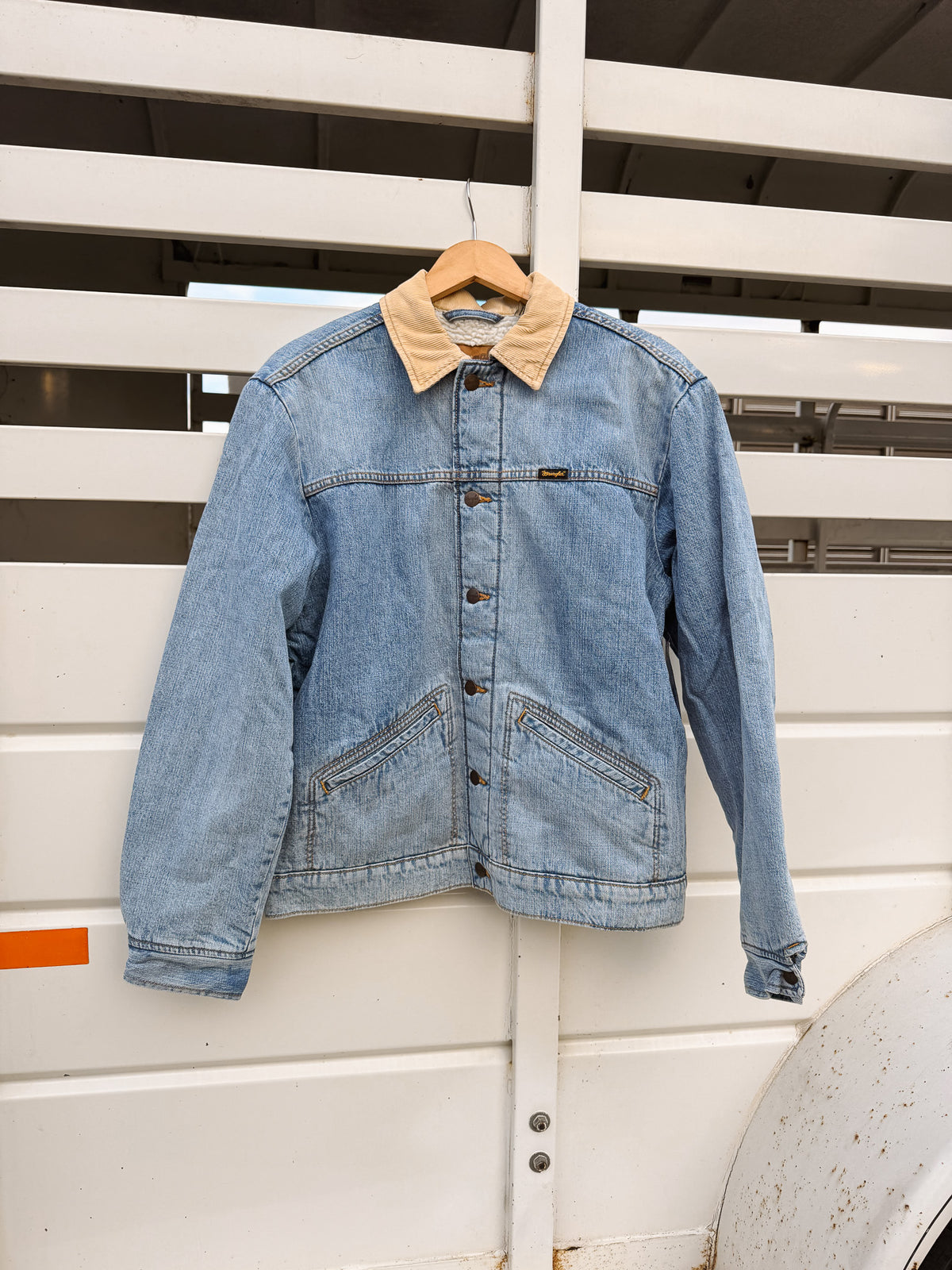Wrangler | Men's Light Wash Sherpa Lined Denim Jacket