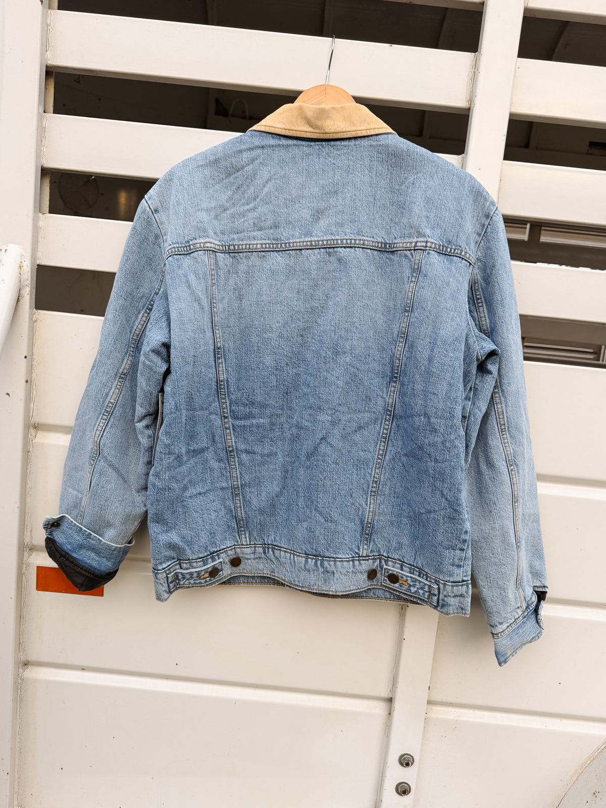 Wrangler | Men's Light Wash Sherpa Lined Denim Jacket