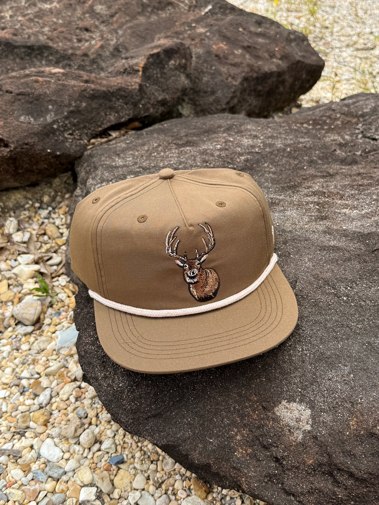 Men's Duck Camp Whitetail Pin Oak Cap
