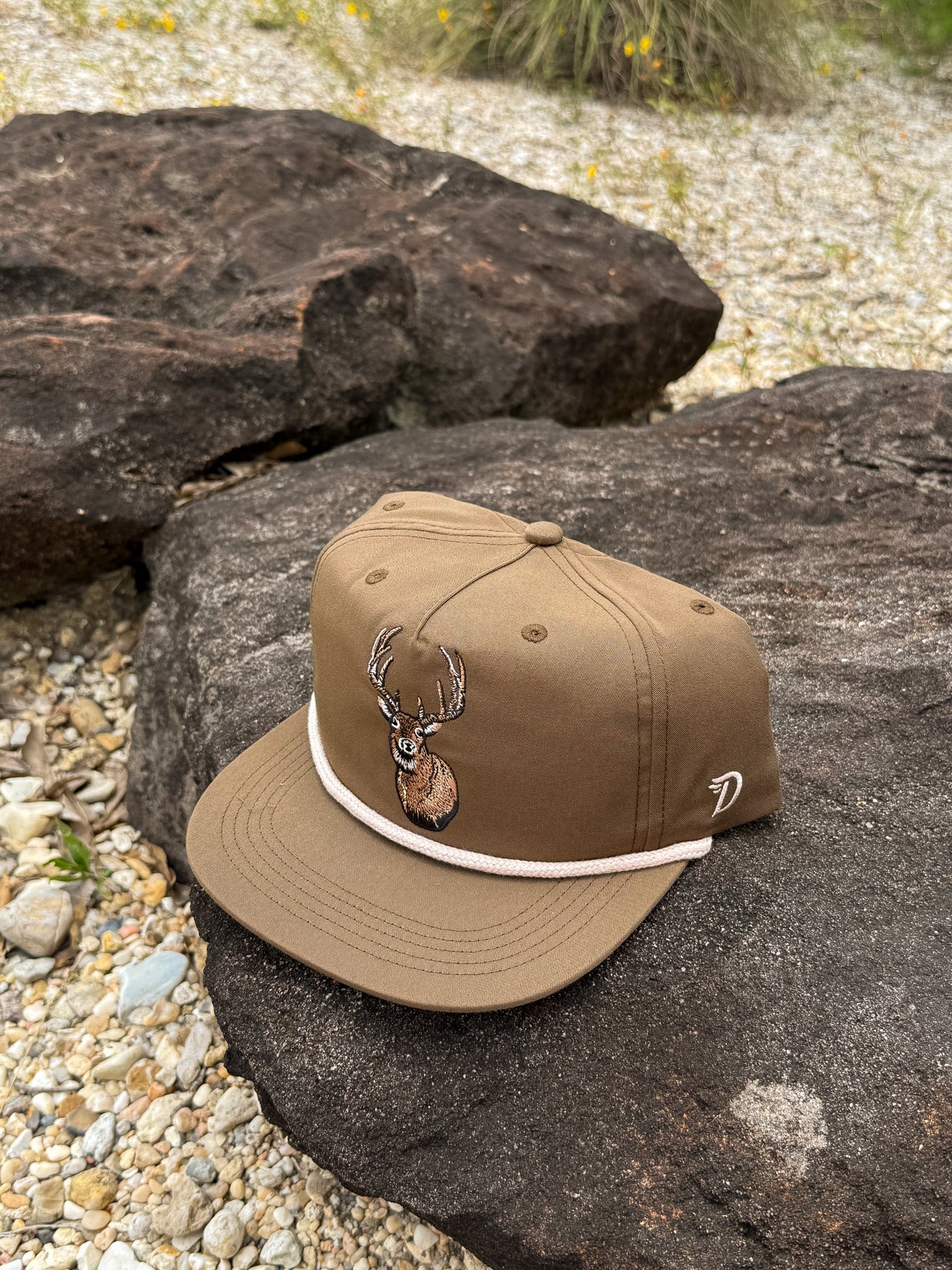 Men's Duck Camp Whitetail Pin Oak Cap