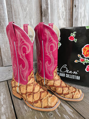 Women's Macie Bean Pink Antique Saddle Pirarucu Boots