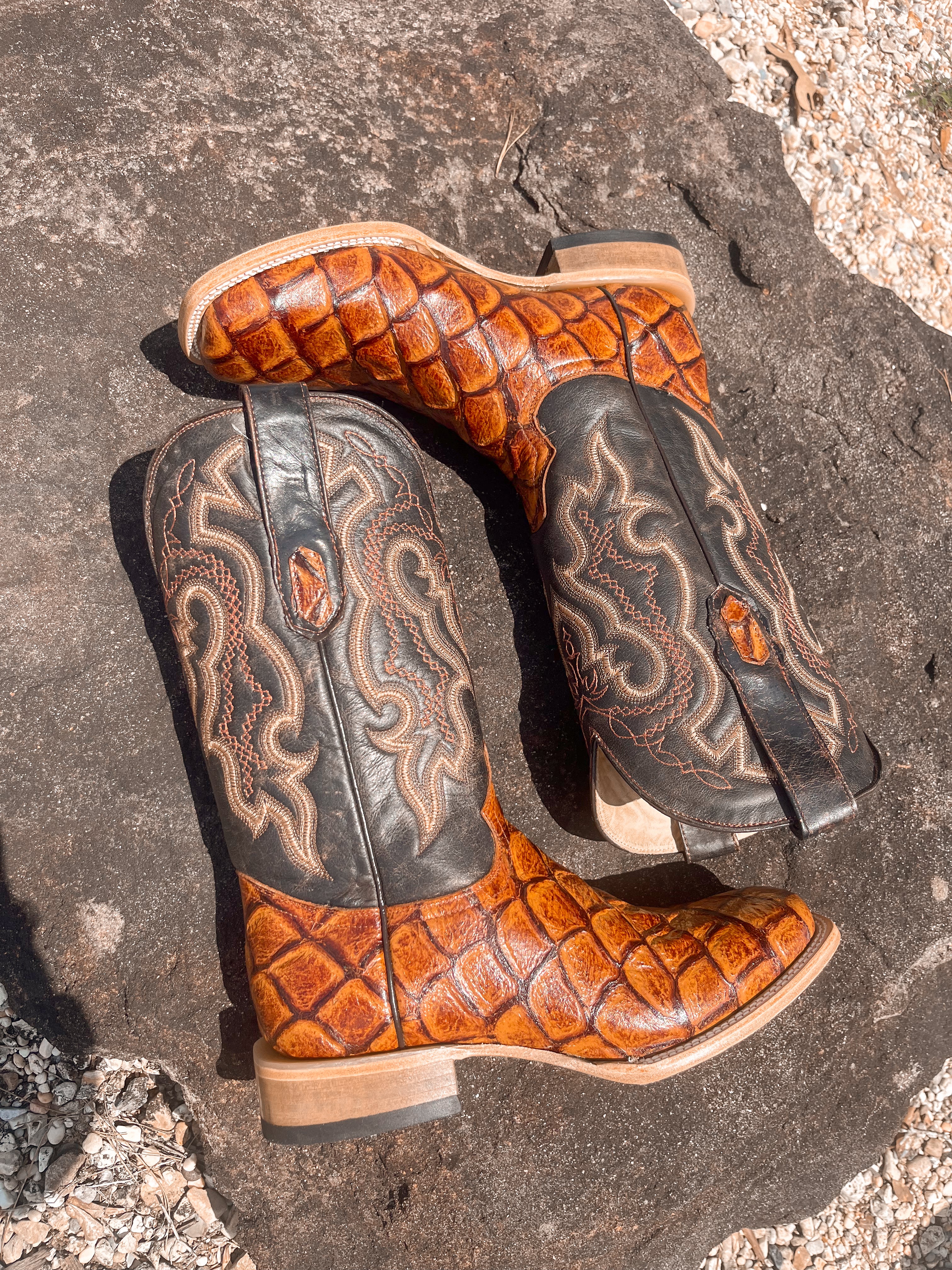 Men's Cowtown Cognac Fish Print Boot