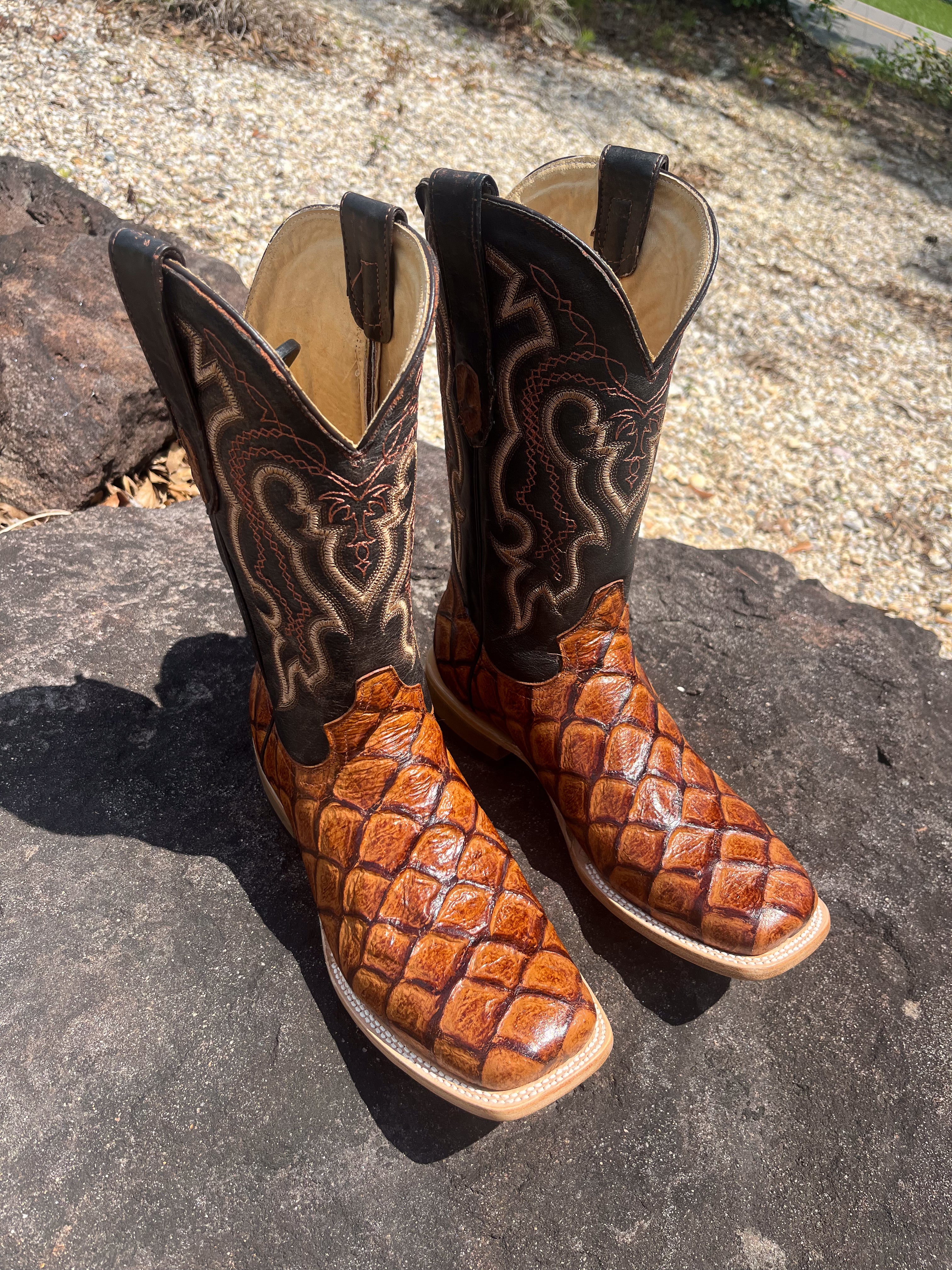 Men's Cowtown Cognac Fish Print Boot