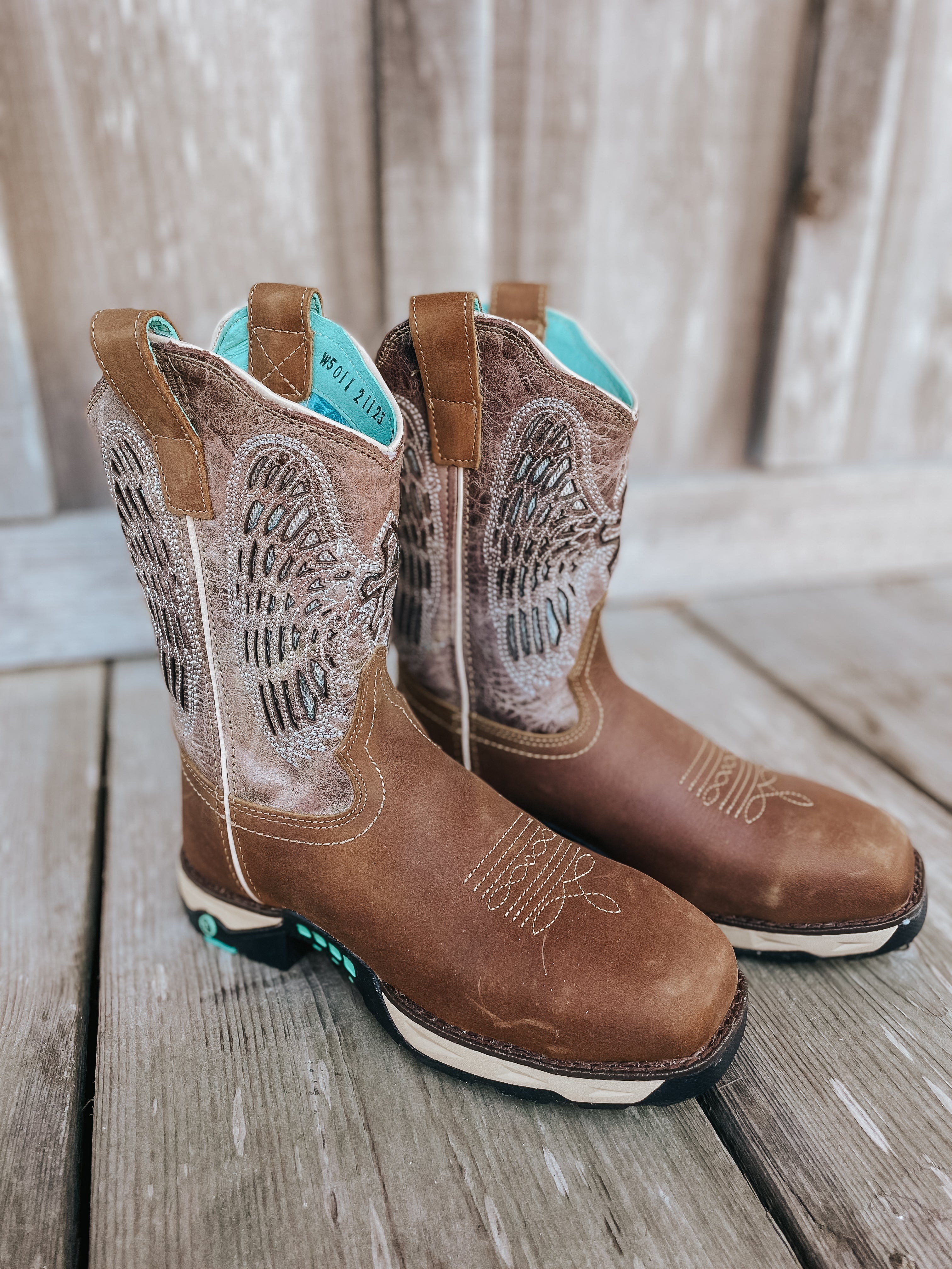 Botas de trabajo con punta de seguridad Corral Brown Wing Hydro Resist para mujer