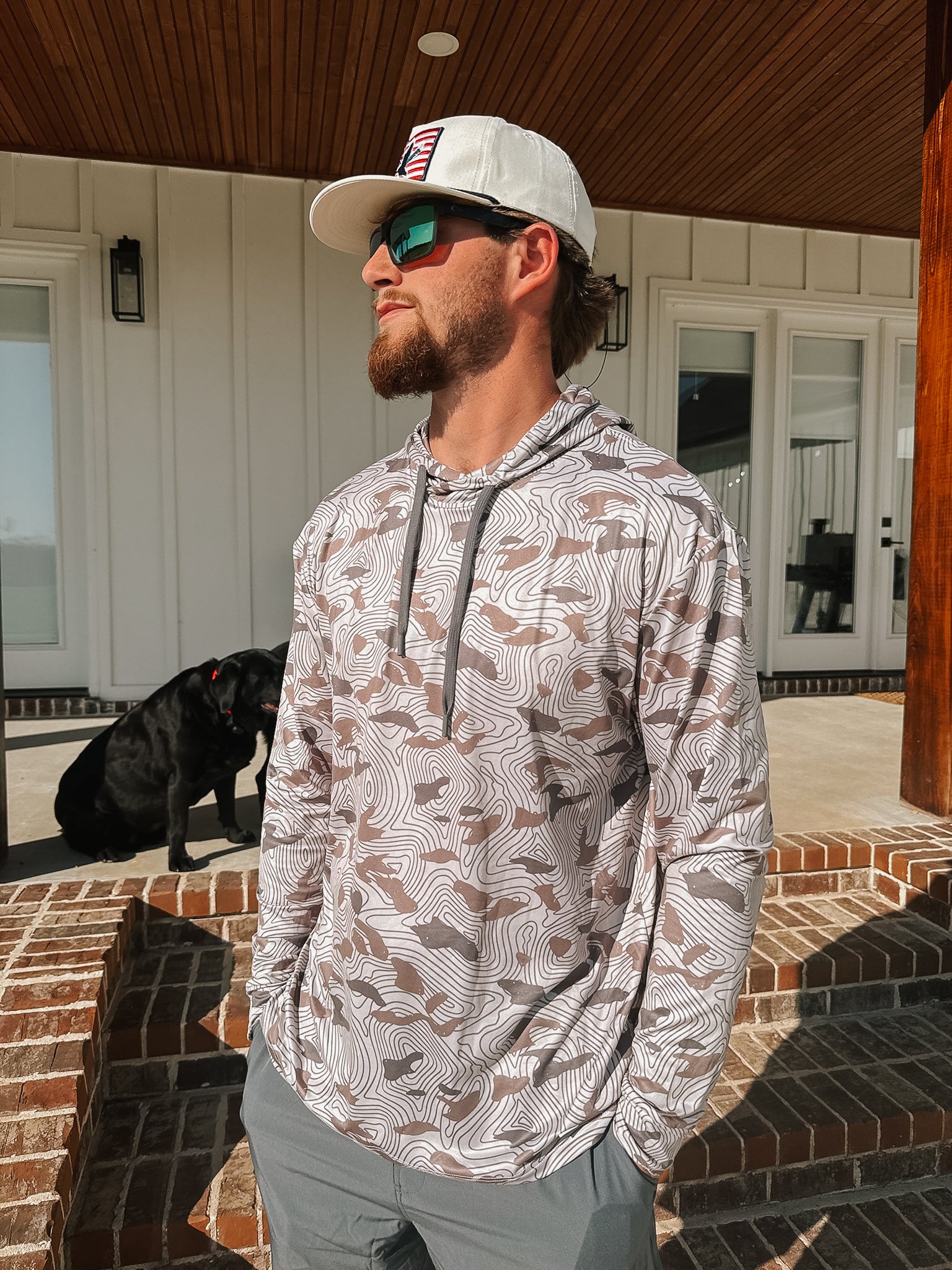 Burlebo Men's Performance Hoodie - Top Desert Camo