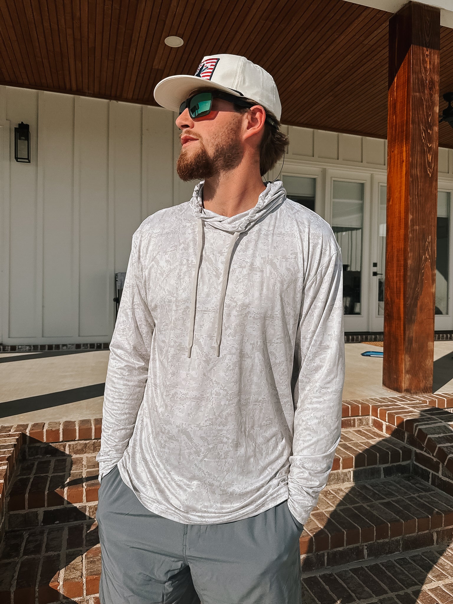 Burlebo Men's Performance Hoodie - Digi Camo Ivory