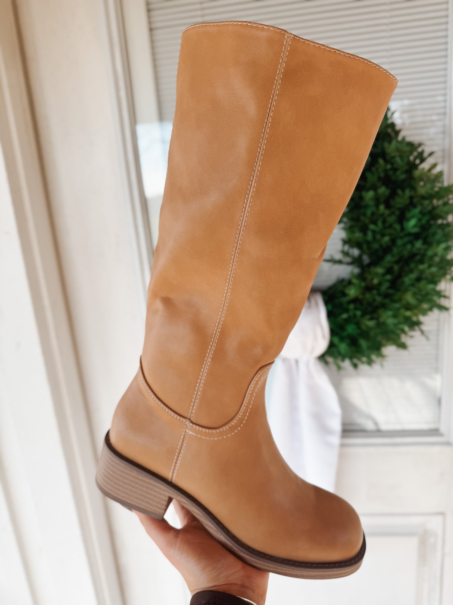 Off Campus Boots in Camel