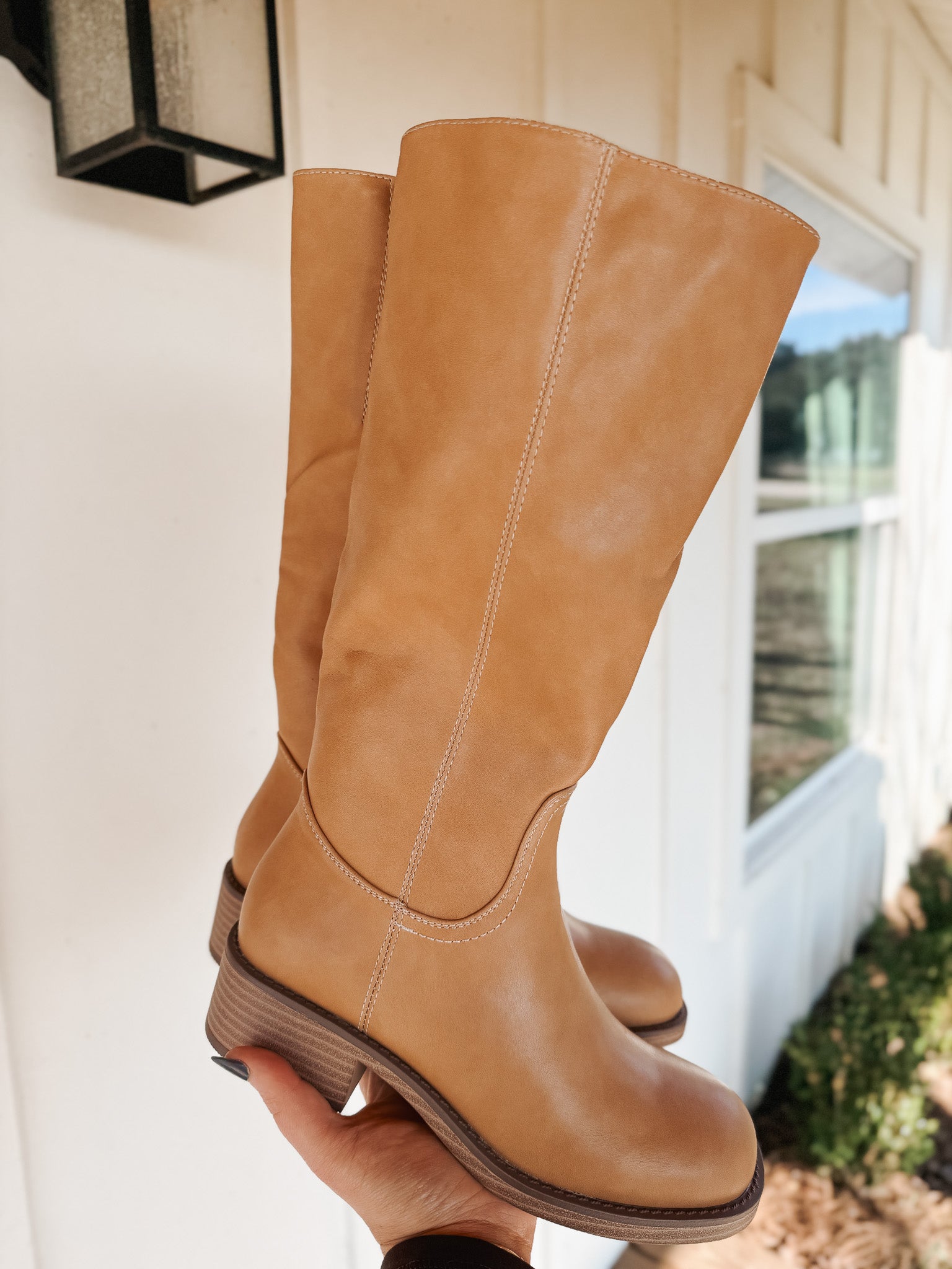 Off Campus Boots in Camel