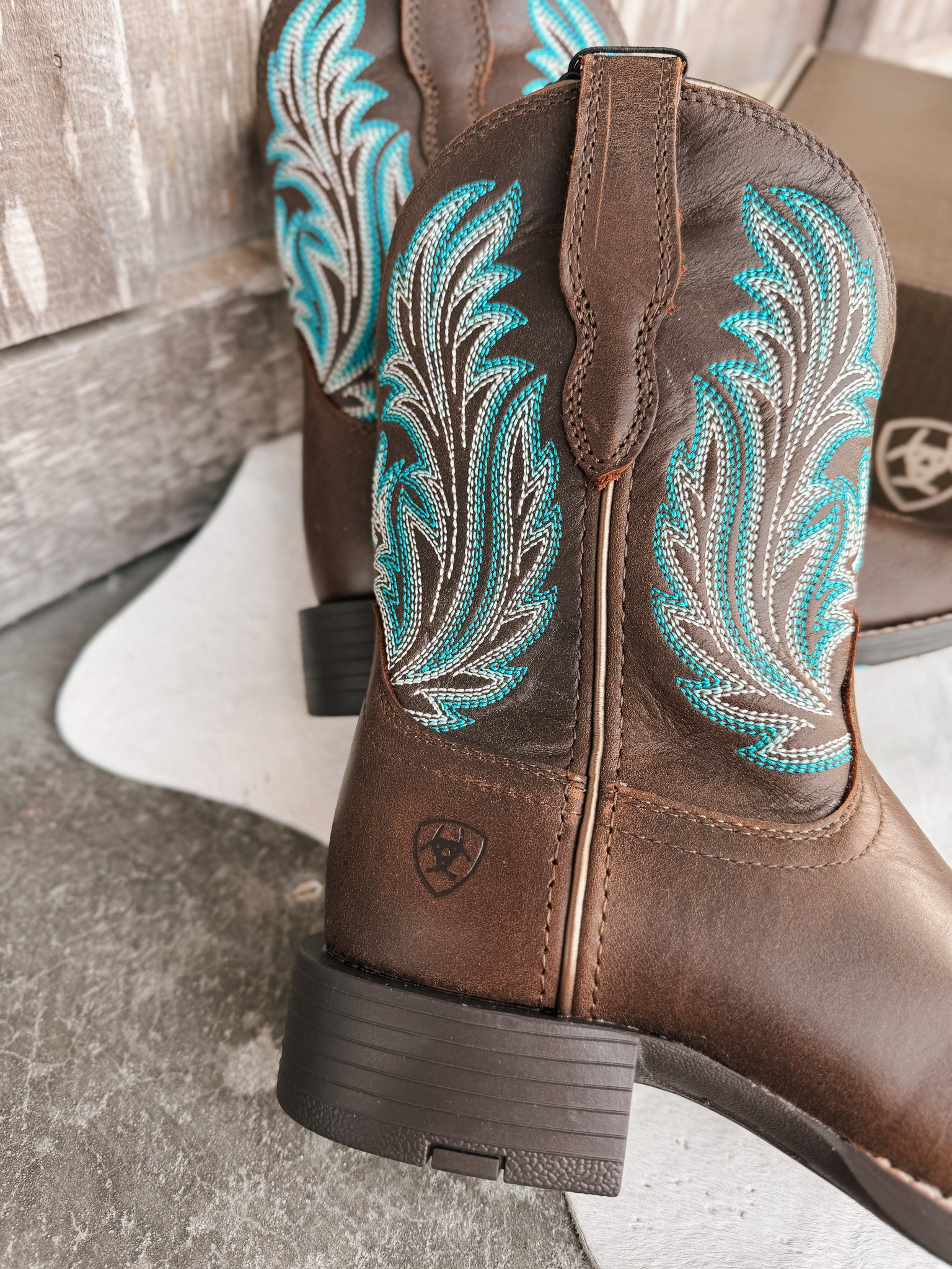 Ariat Women's Round Up Filly Western Boots