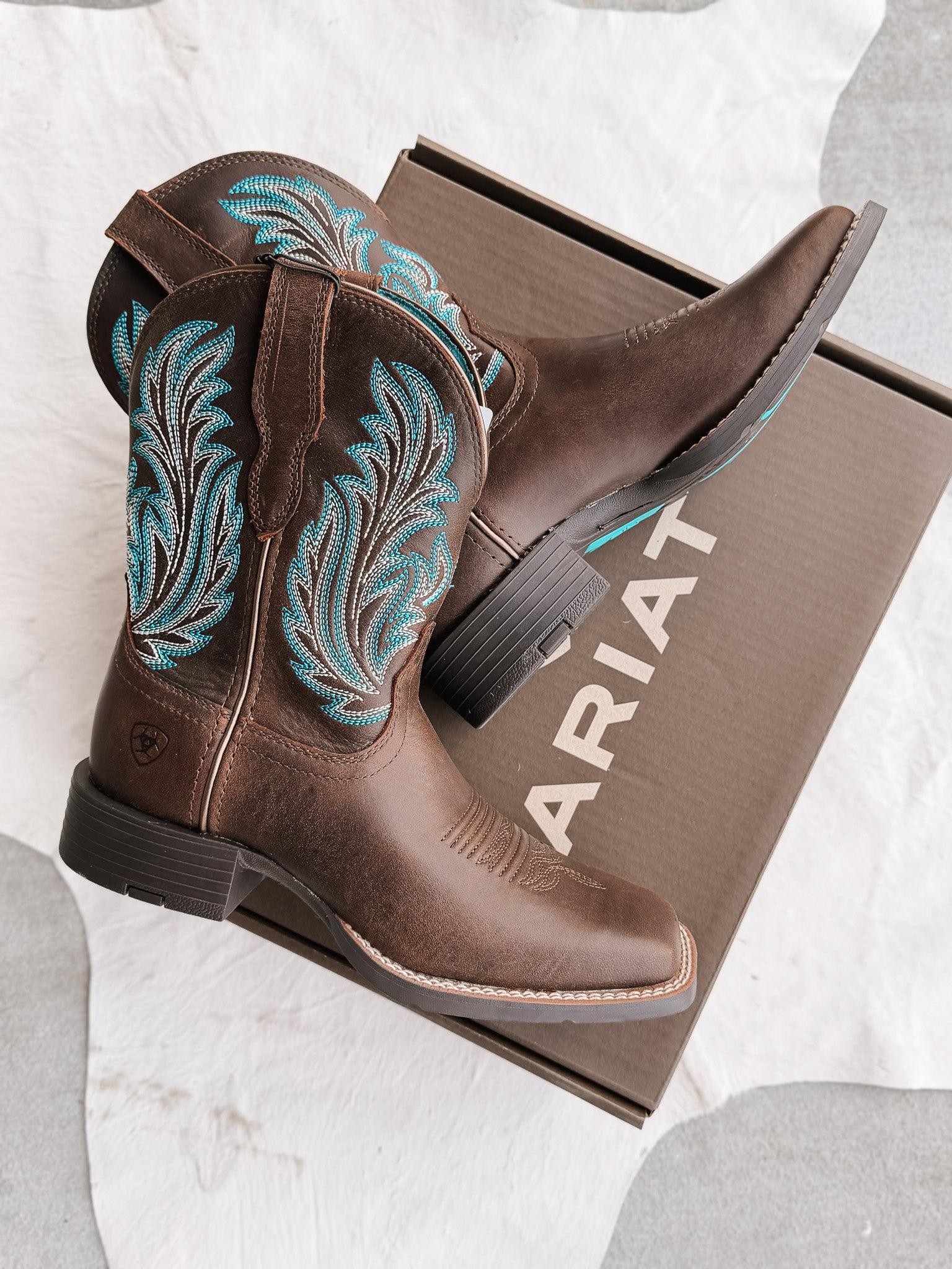 Ariat Women's Round Up Filly Western Boots