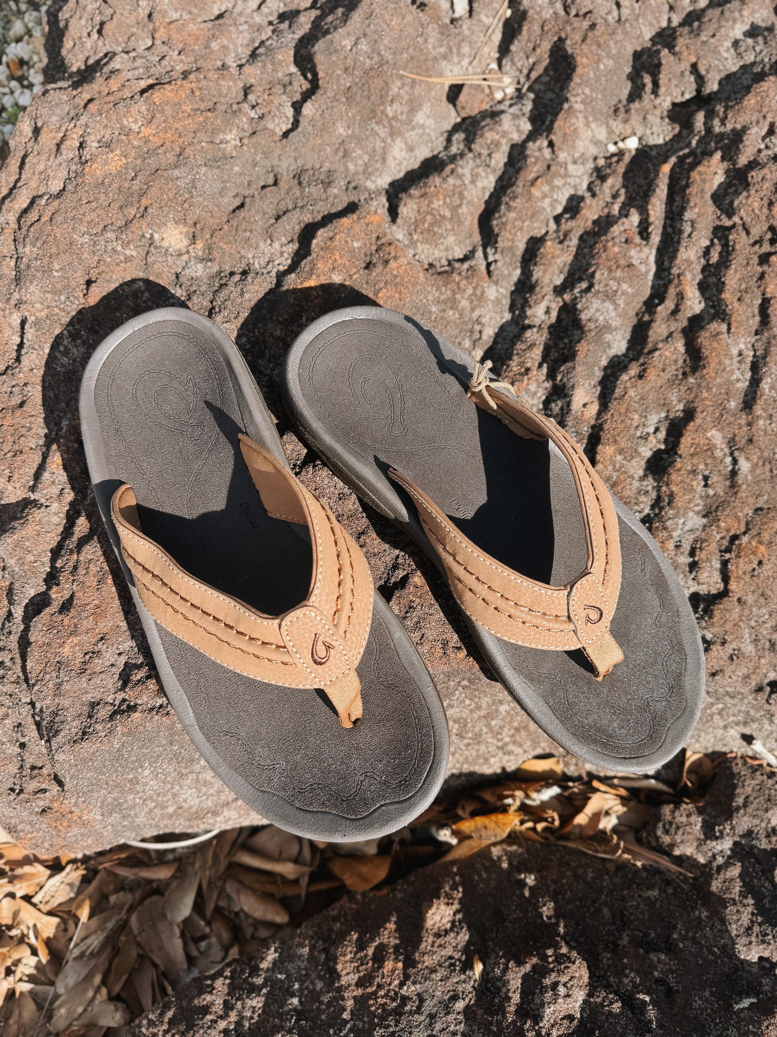 Men's Olukai Hokua Tan Sandals