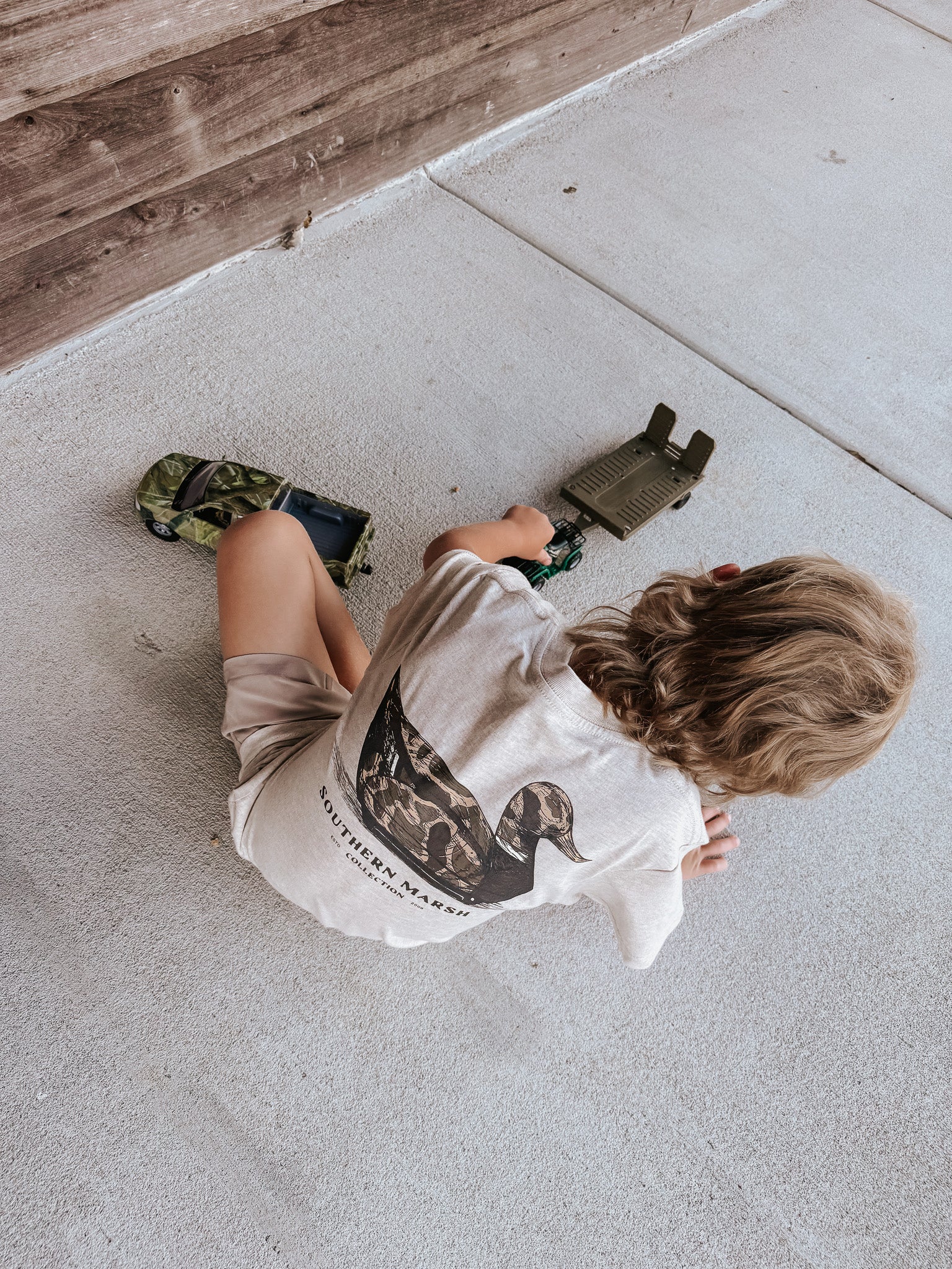 Youth Southern Marsh Vintage Camo Duck Decoy T-Shirt in Washed Oatmeal