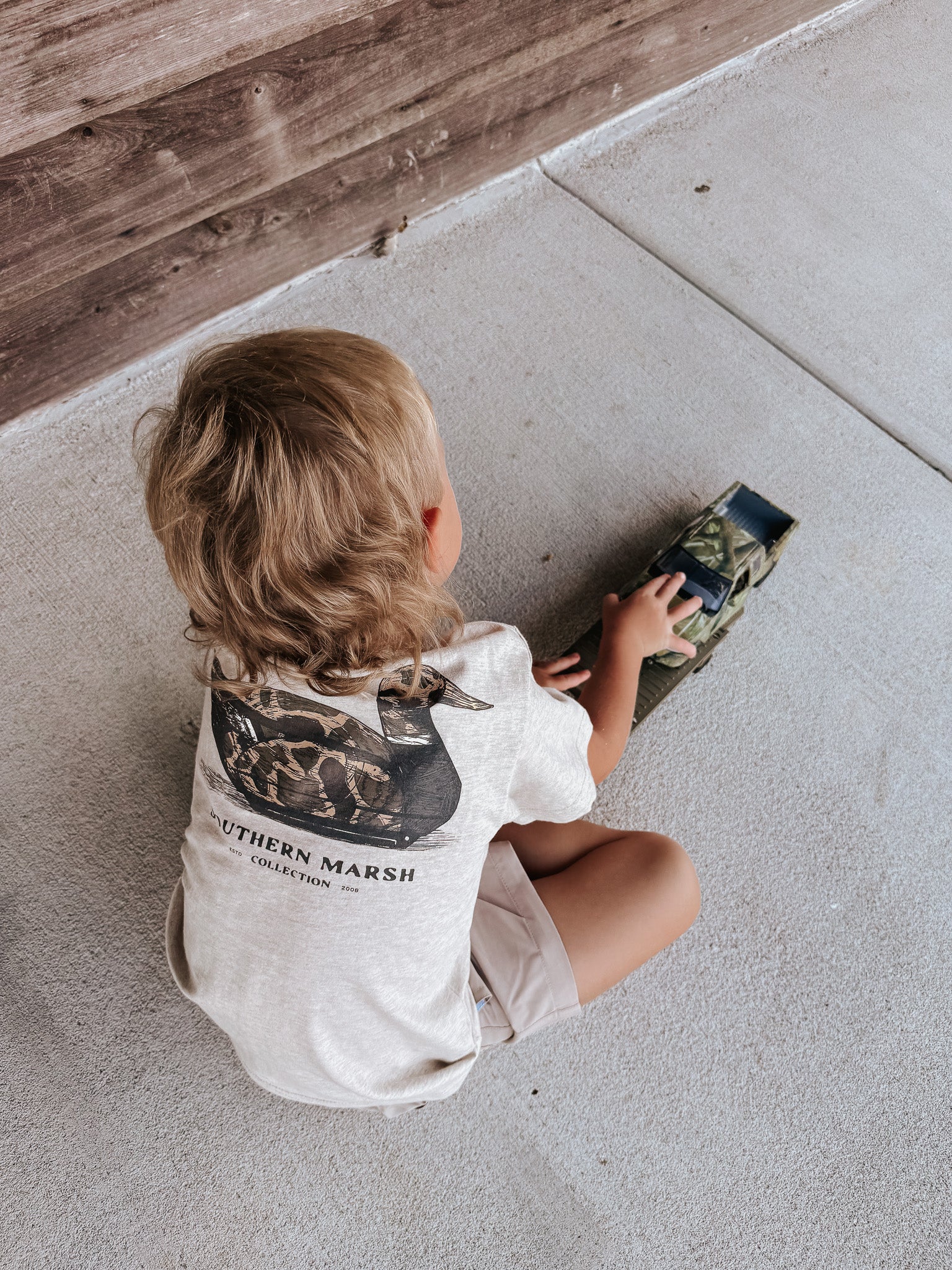 Youth Southern Marsh Vintage Camo Duck Decoy T-Shirt in Washed Oatmeal
