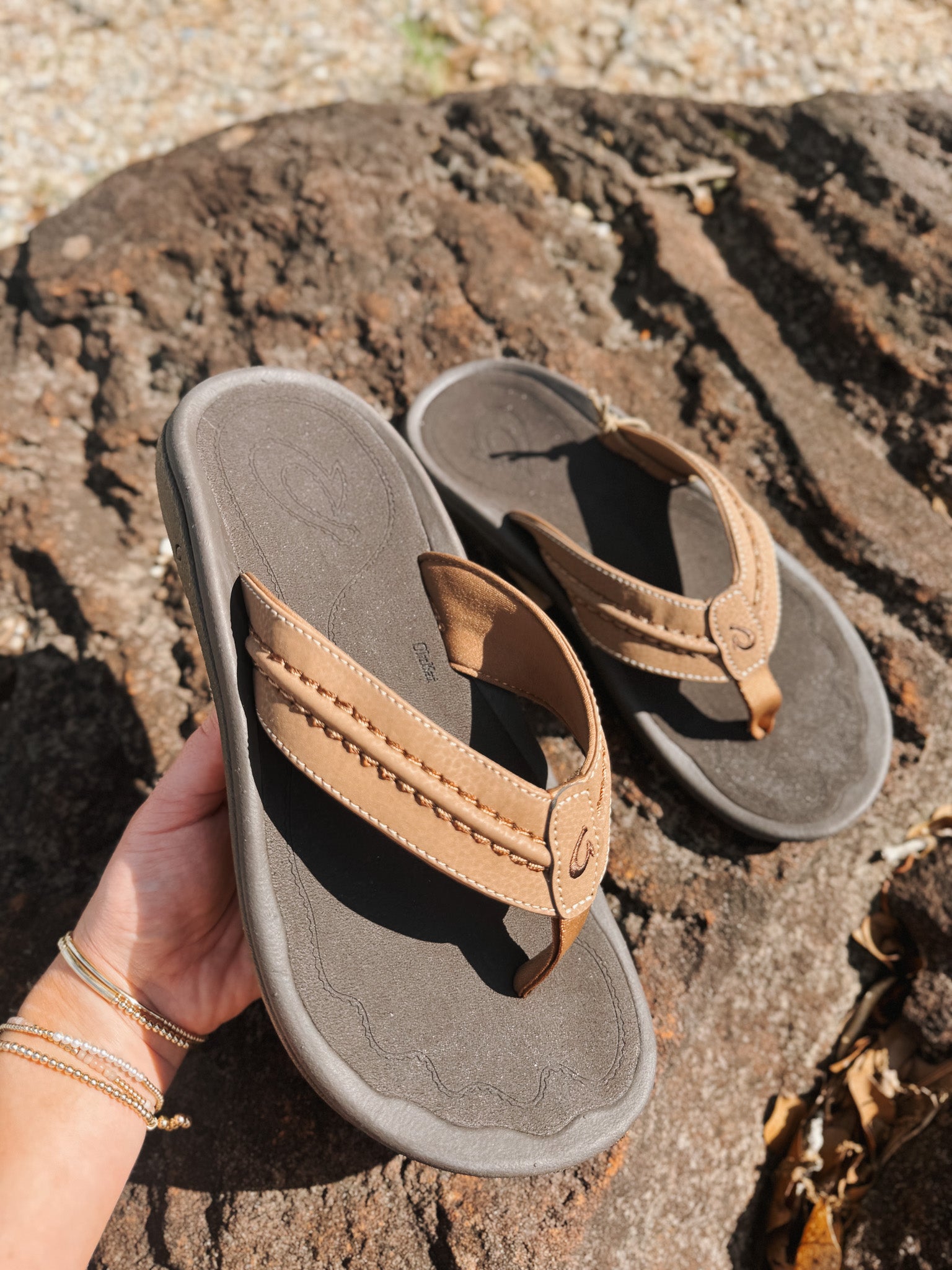 Men's Olukai Hokua Tan Sandals