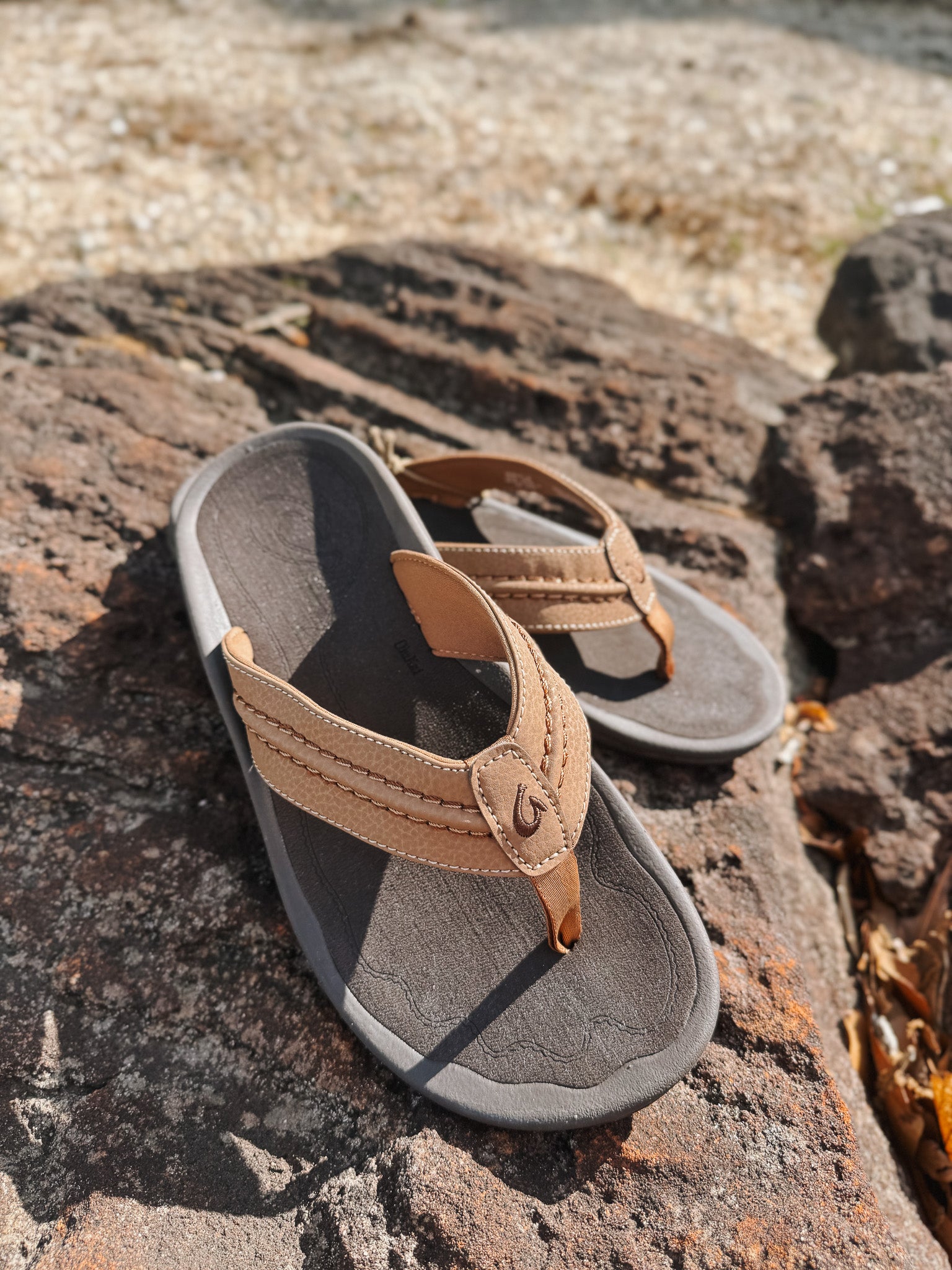 Men's Olukai Hokua Tan Sandals