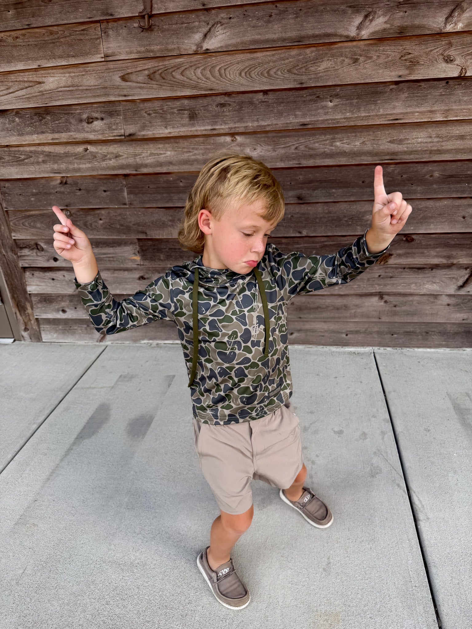 Youth Fieldstone Light Weight Hoodie in Backwoods Camo