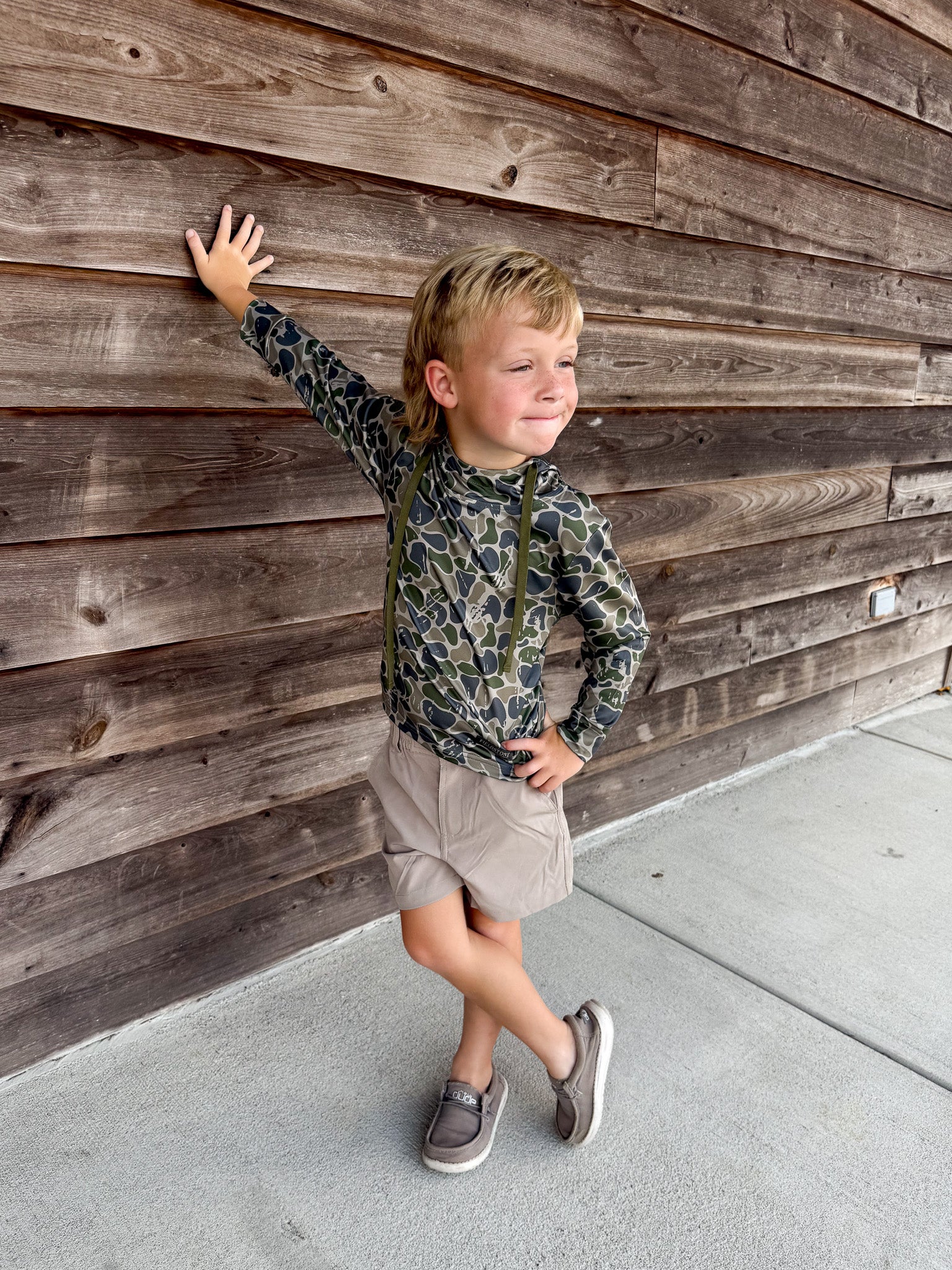 Youth Fieldstone Light Weight Hoodie in Backwoods Camo