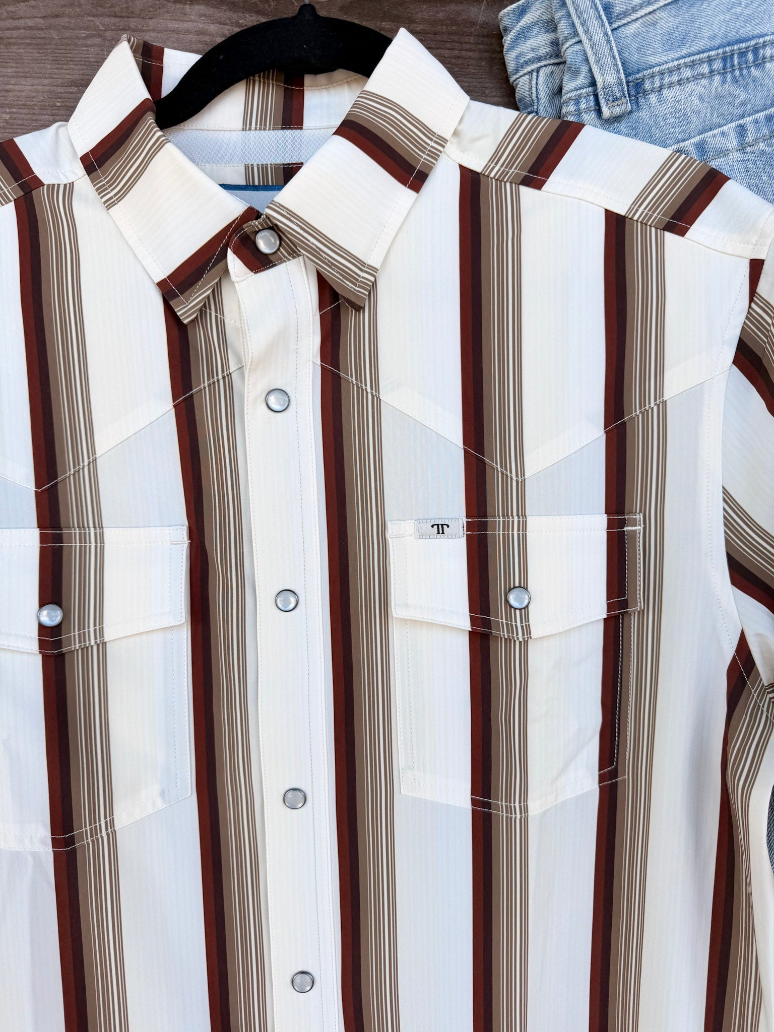 Ferrell The Tristan in Brown - Short Sleeve Snap Shirt