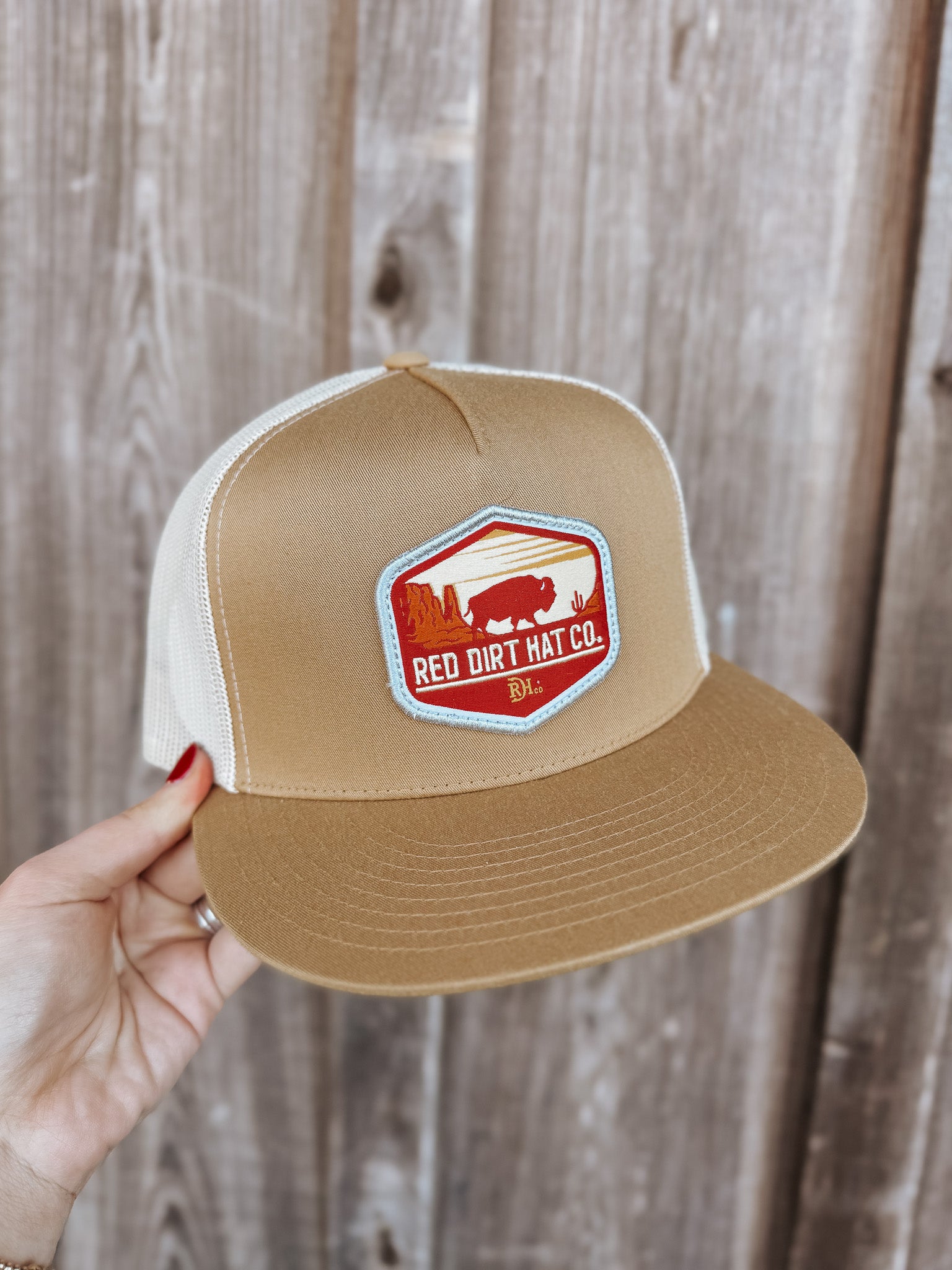 Red Dirt Hat Co. Gorra roja Roam