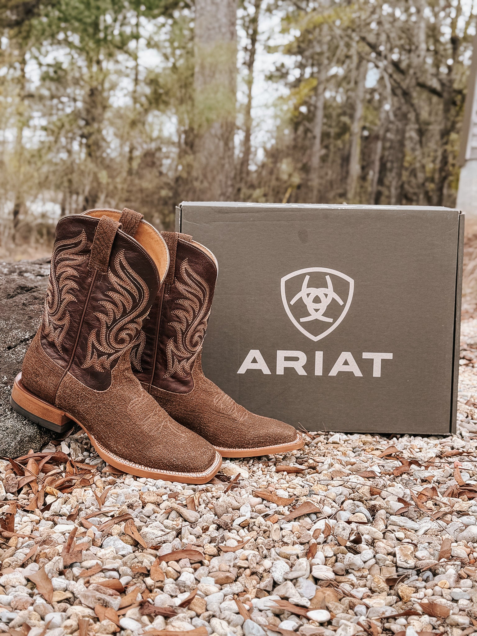 Ariat Men's Cattle Call Wide Square Toe Boots