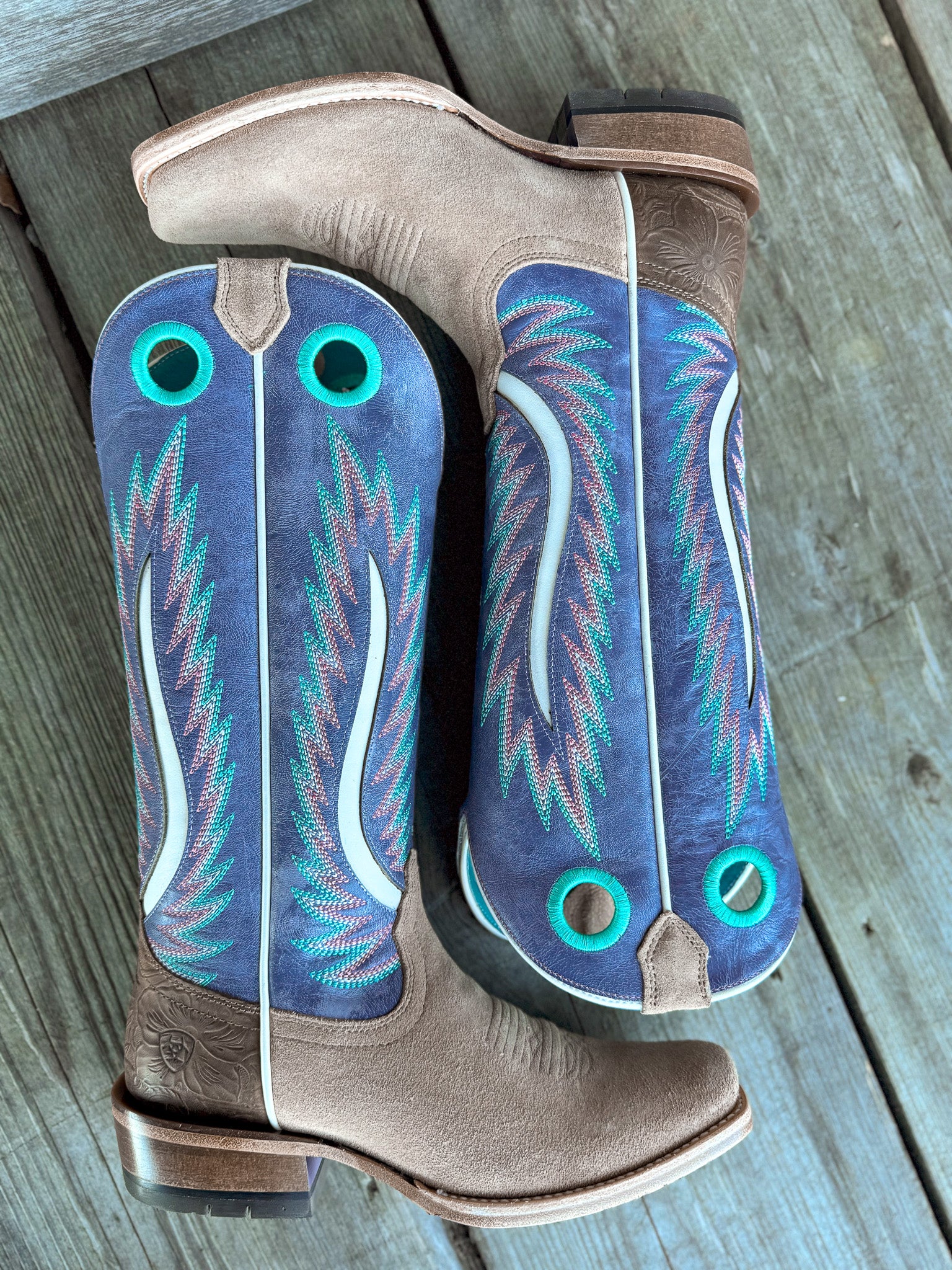 ARIAT WOMEN'S FRUITY FORT WORTH TRULY TAUPE WESTERN BOOTS