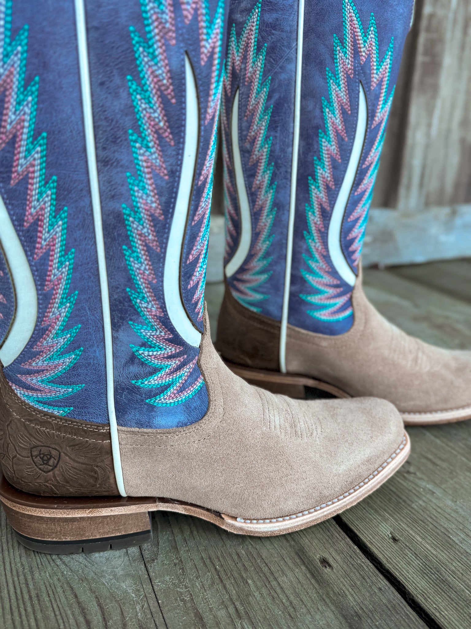 ARIAT WOMEN'S FRUITY FORT WORTH TRULY TAUPE WESTERN BOOTS