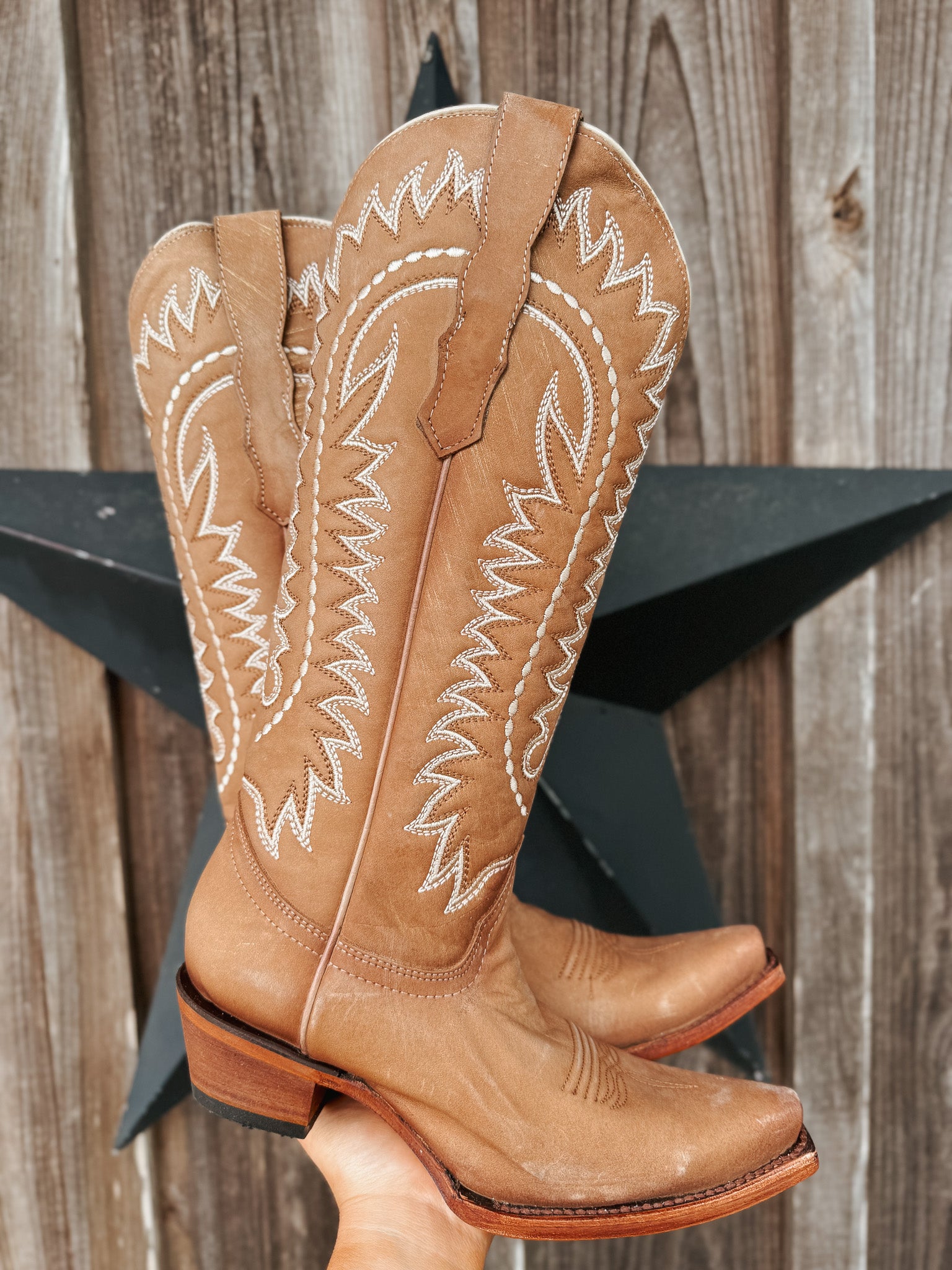 Women's Circle G Sand Embroidered Boots