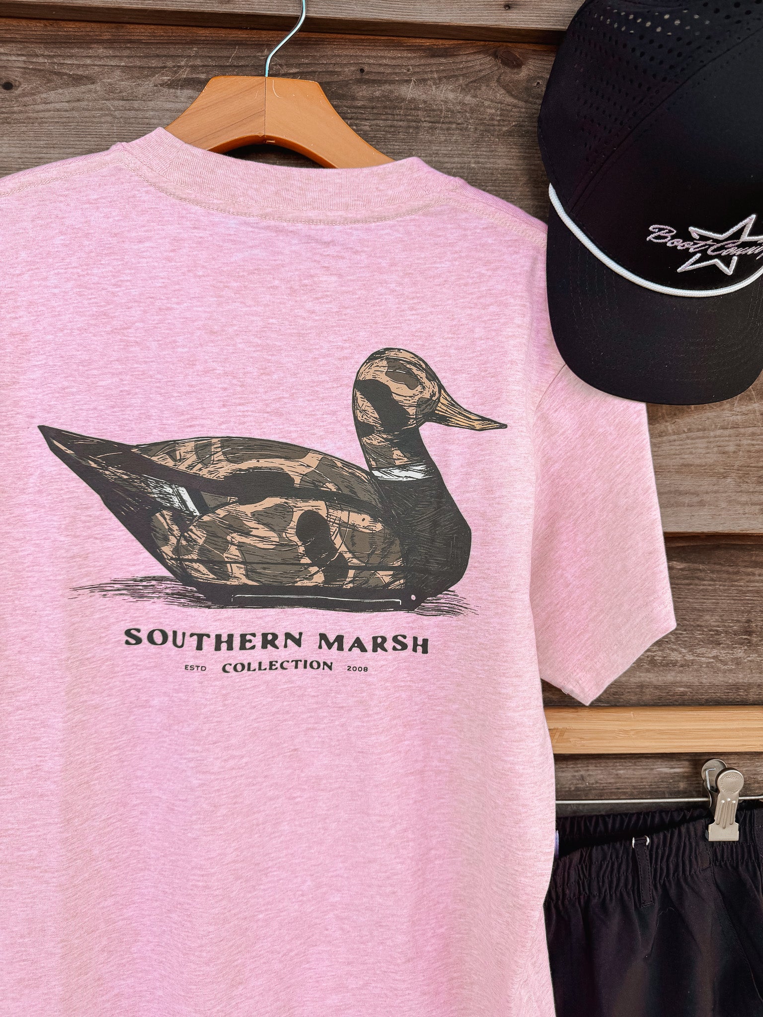 Southern Marsh Vintage Duck Decoy T-Shirt in Washed Camelia