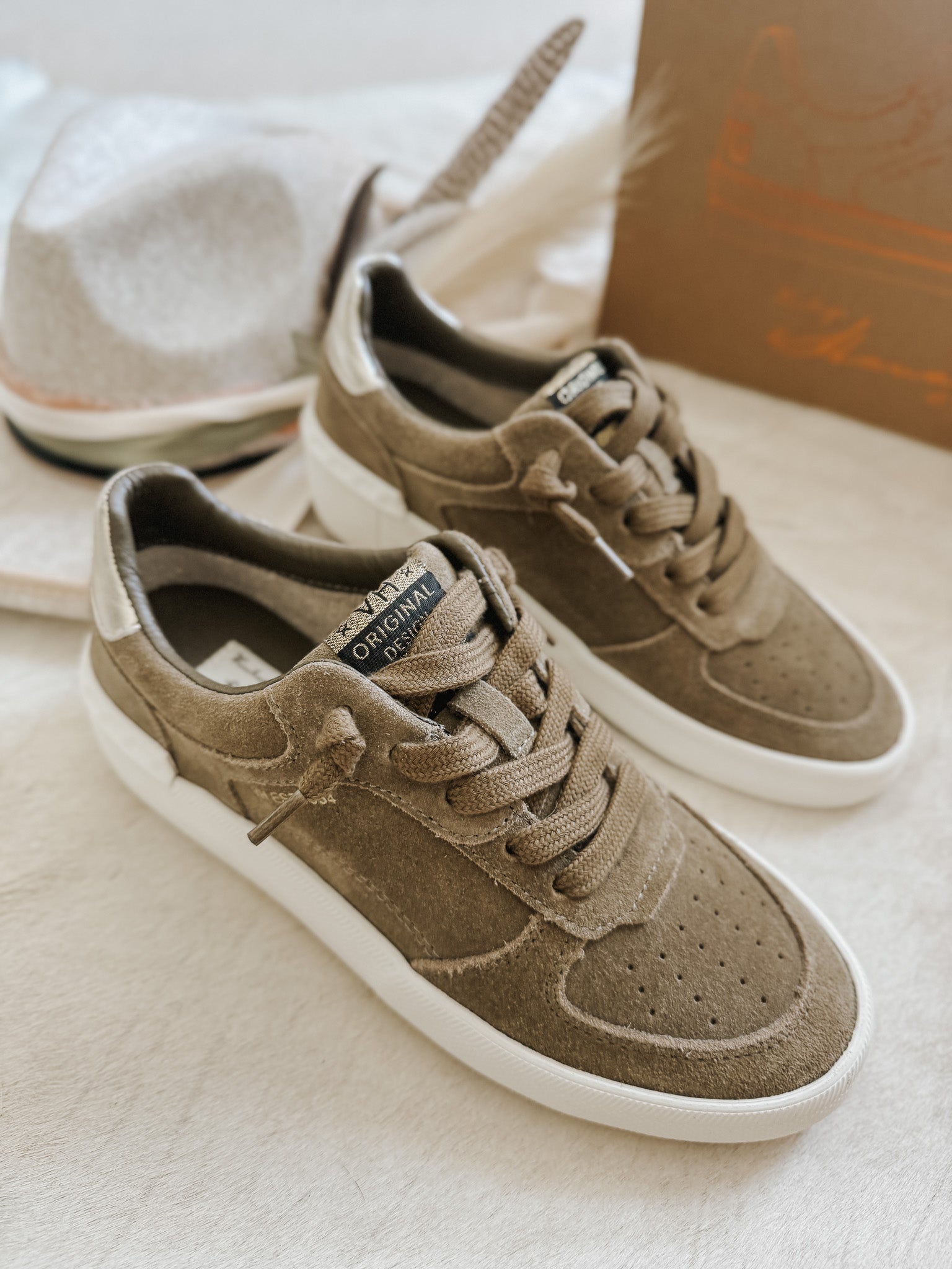 Vintage Havana Tempo 1 Olive Sneakers