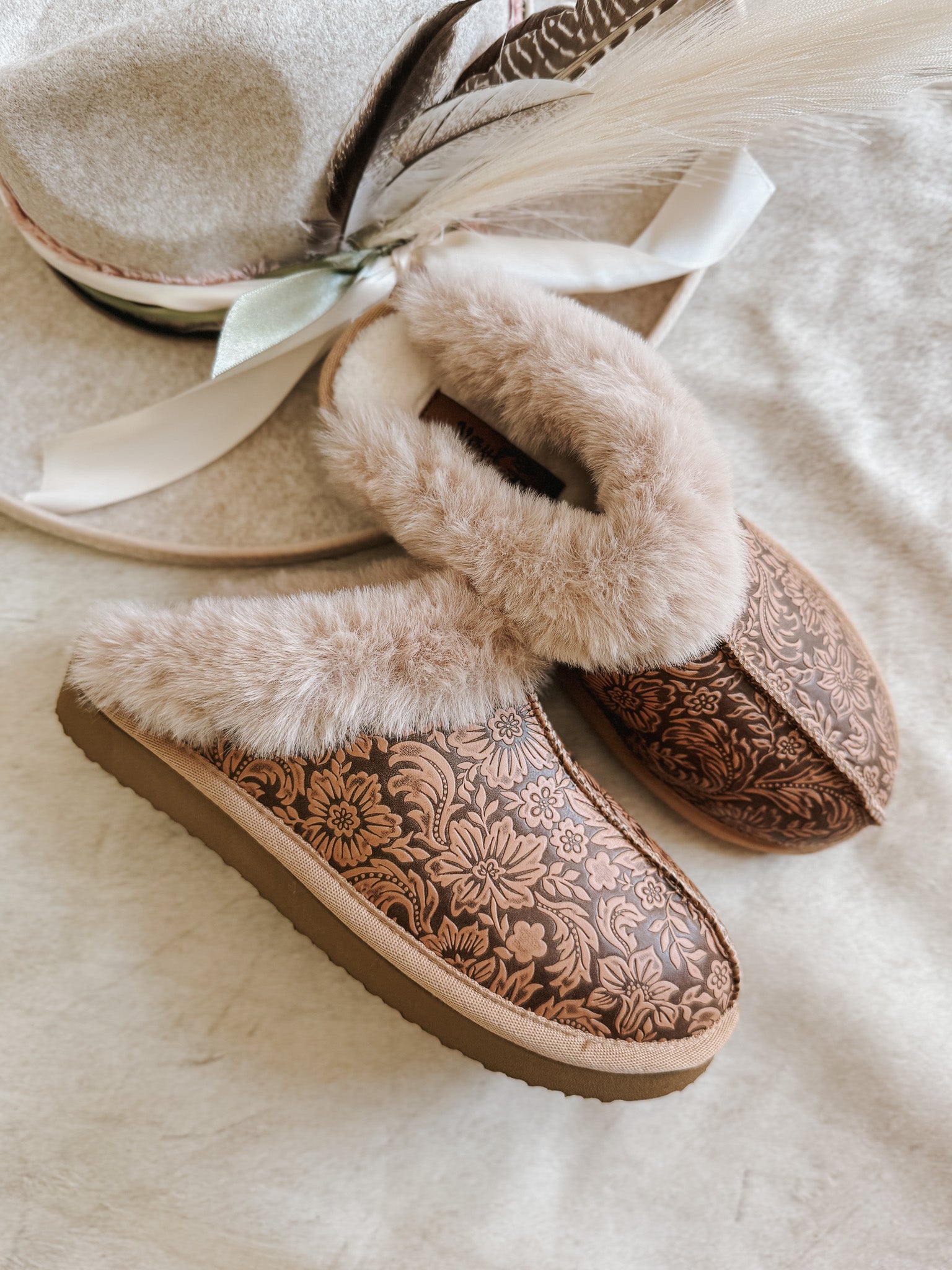 Lolly Nude Fur Lined Slippers