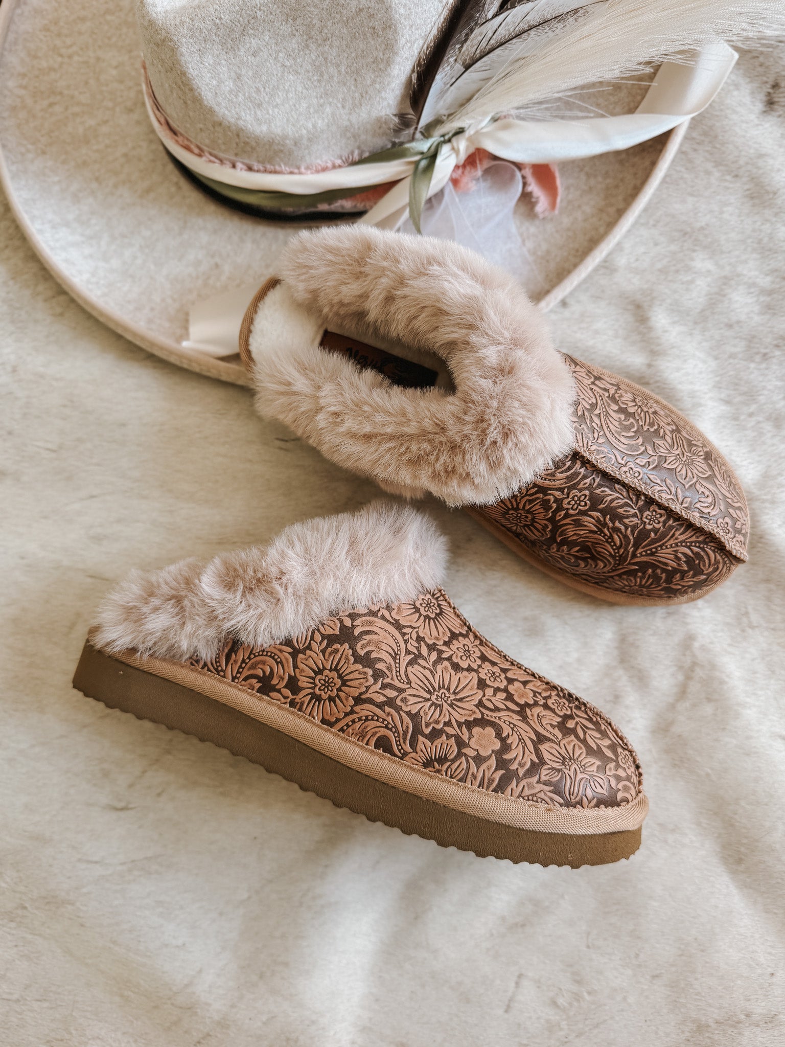 Lolly Nude Fur Lined Slippers