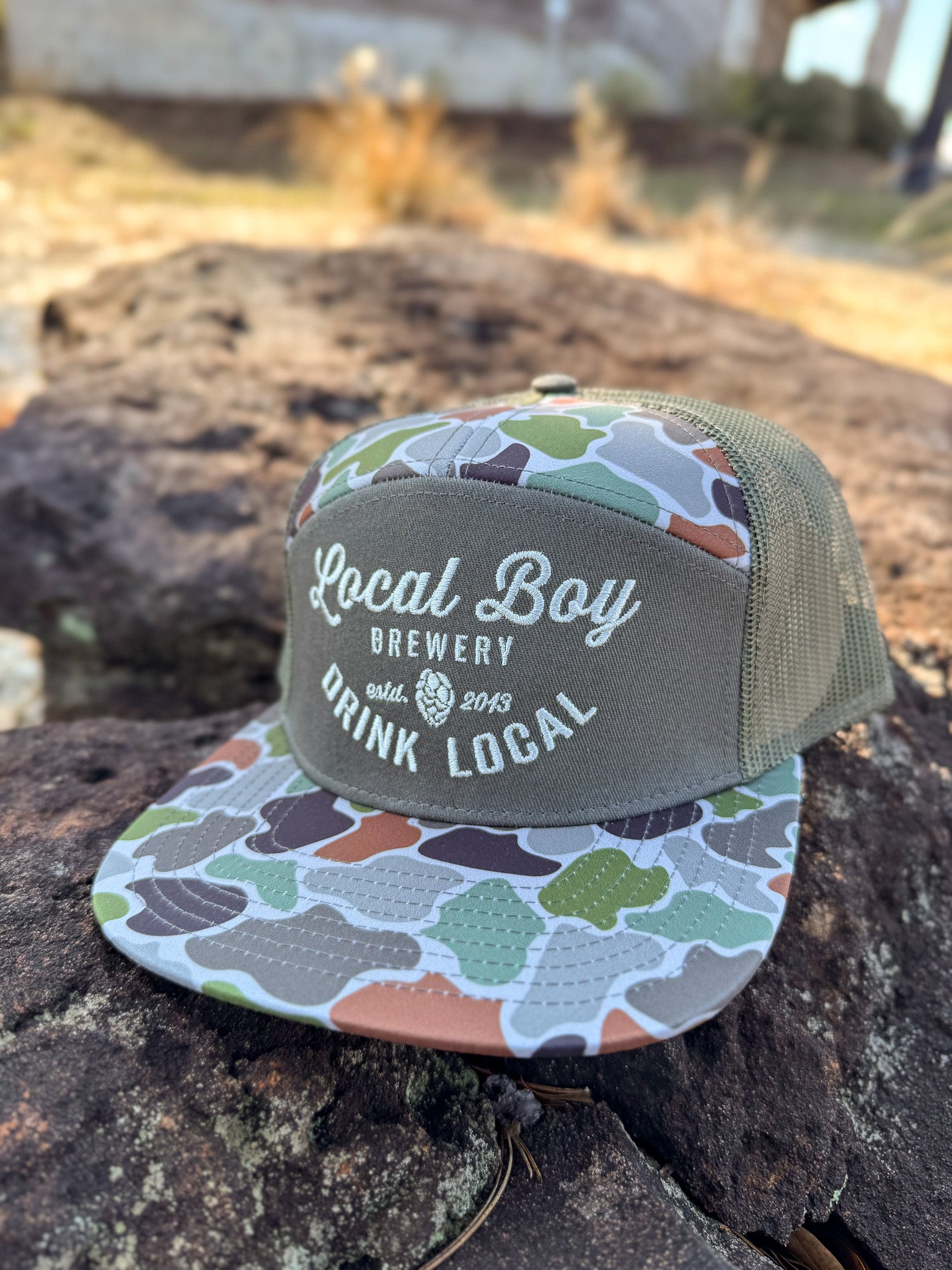 Men's Local Boy Outfitters Brew 7 Panel Trucker in Forest Camo