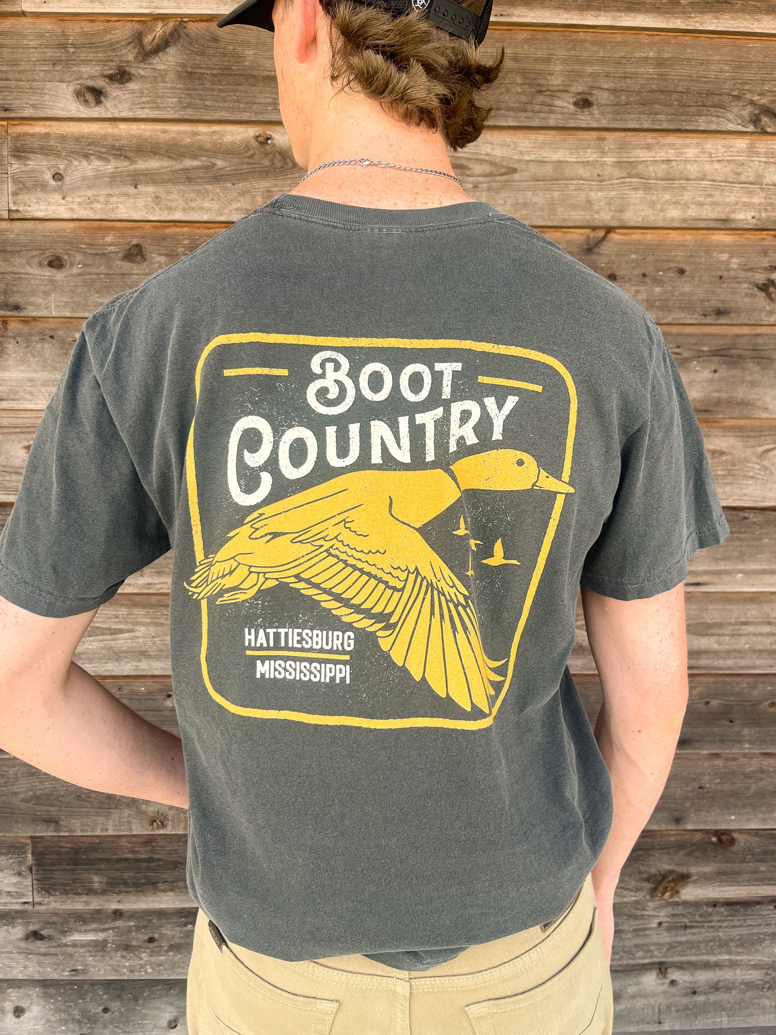 **EXCLUSIVE** Boot Country In Flight T-Shirt in Pepper
