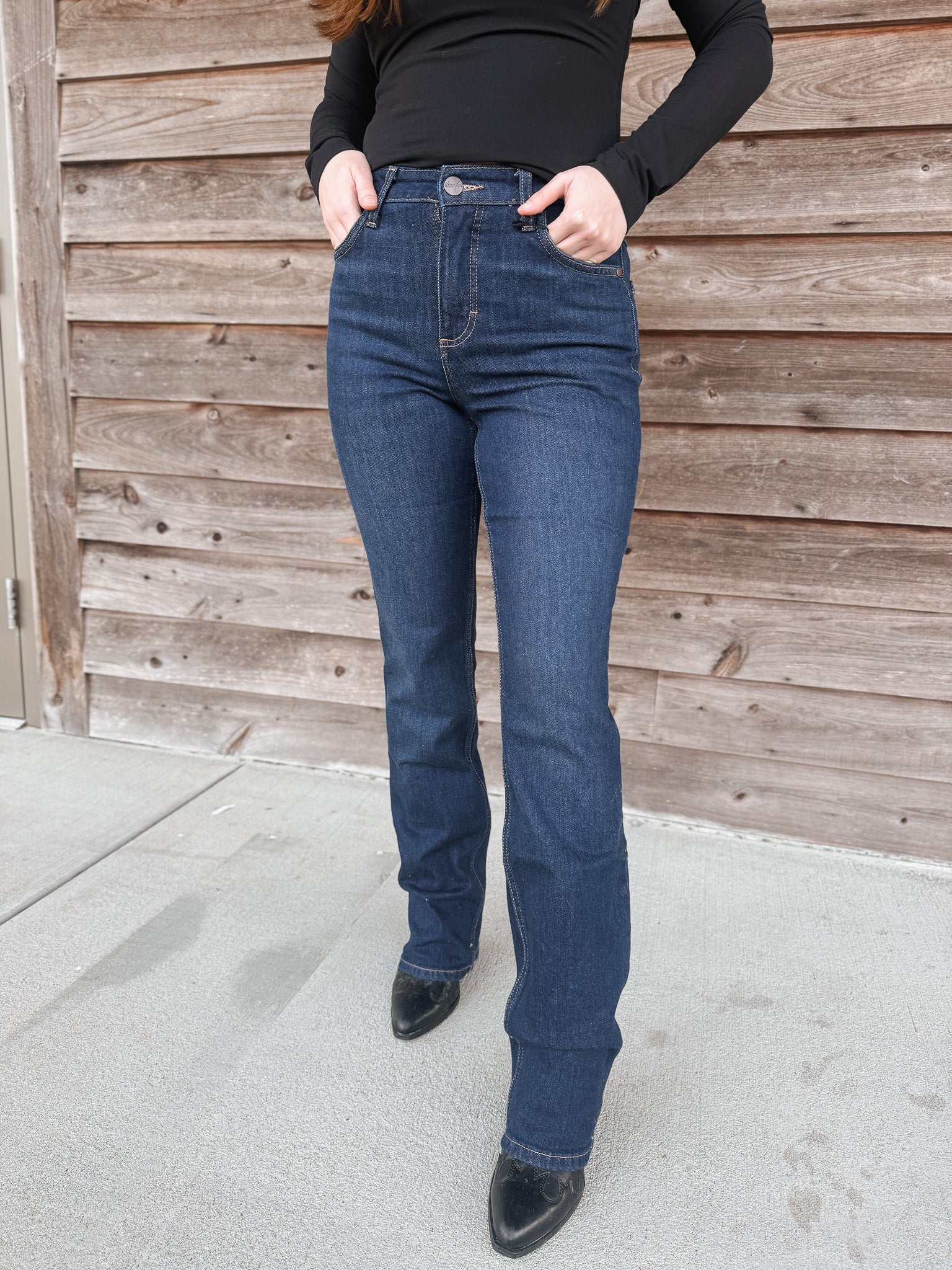 Wrangler Women's Kayla Ultimate Riding Bootcut Jeans