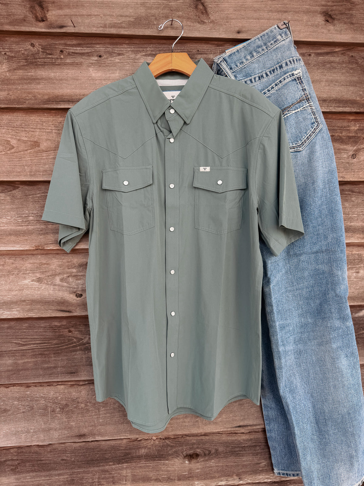 Ferrell | CORE Aqua - Short Sleeve Pearl Snap Shirt