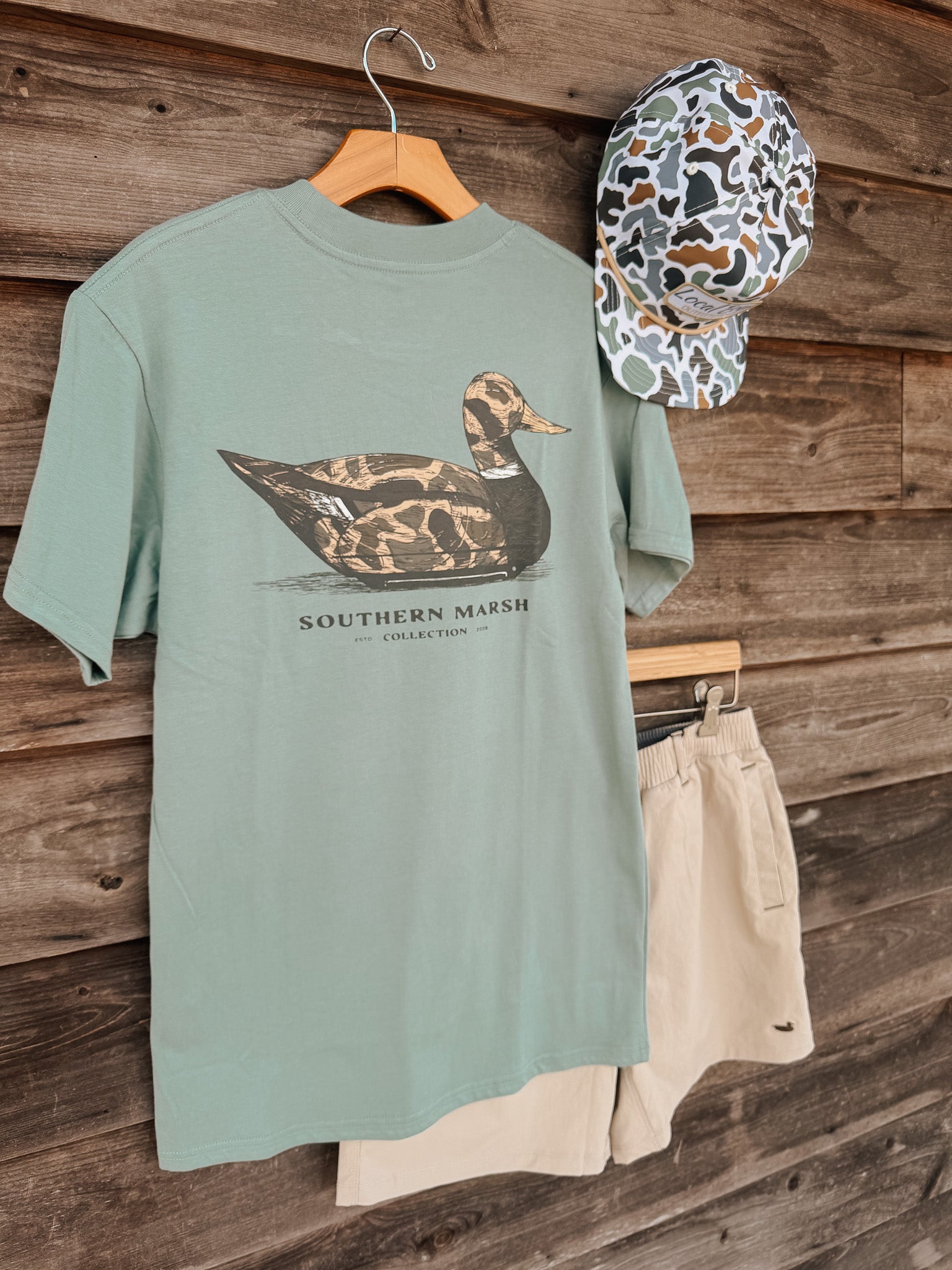 Southern Marsh Vintage Duck Decoy T-Shirt in Sage