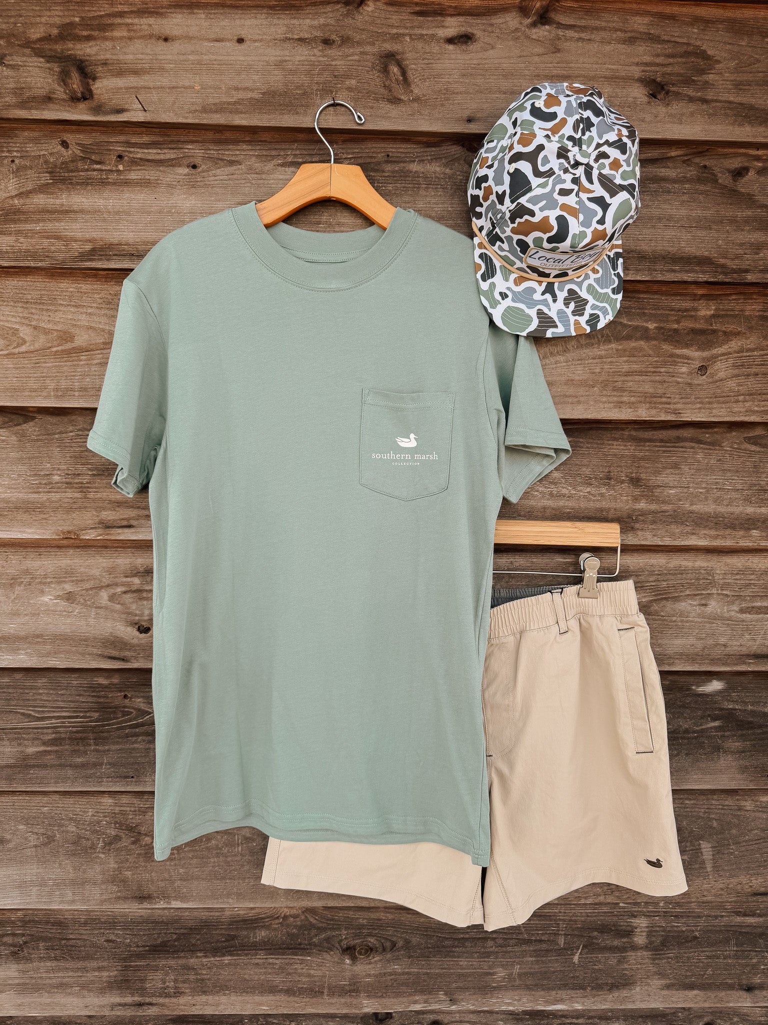 Southern Marsh Vintage Duck Decoy T-Shirt in Sage