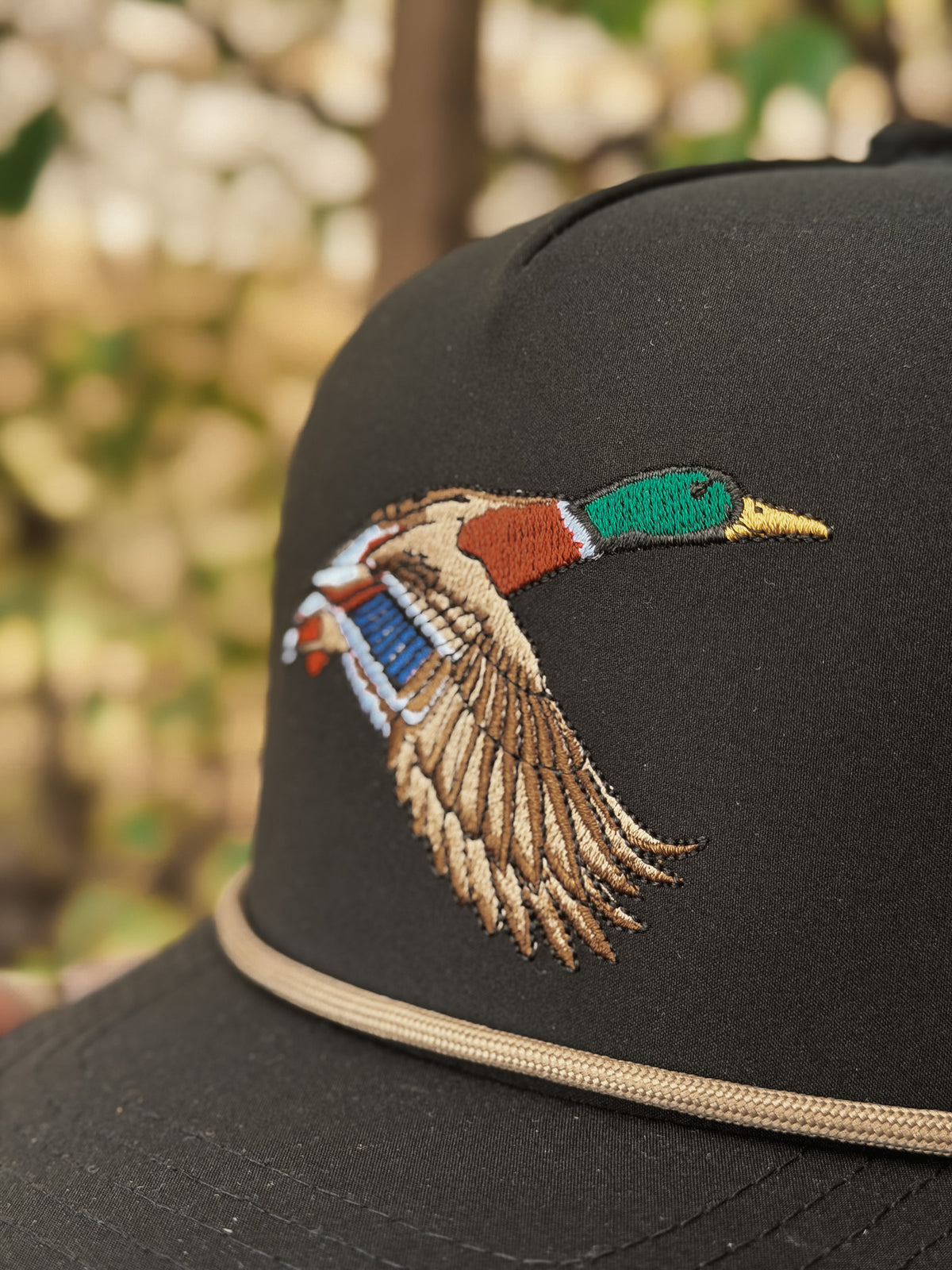Embry Outdoors | Mallard Golf Hat - Black