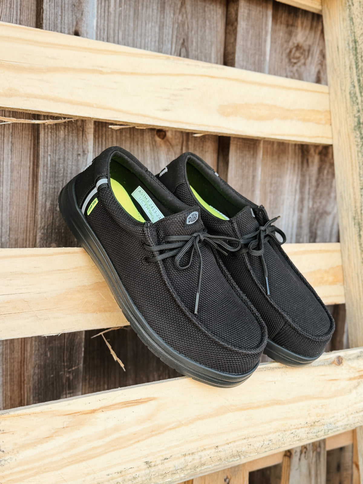 Men's Hey Dude Wally Work Composite Toe Shoes in Black/Black