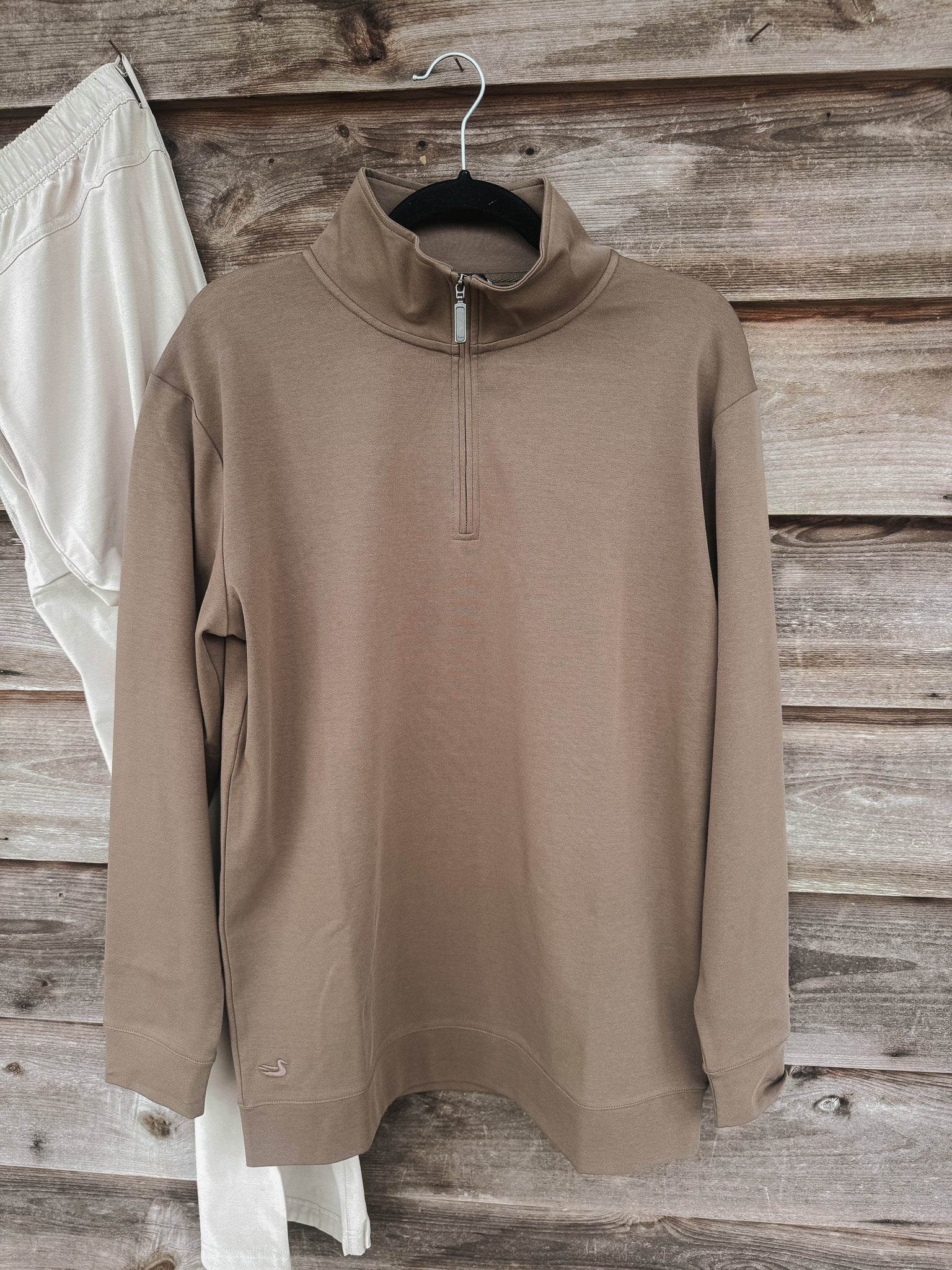 Men's Southern Marsh Peachtree Performance Quarterzip in Stone Brown